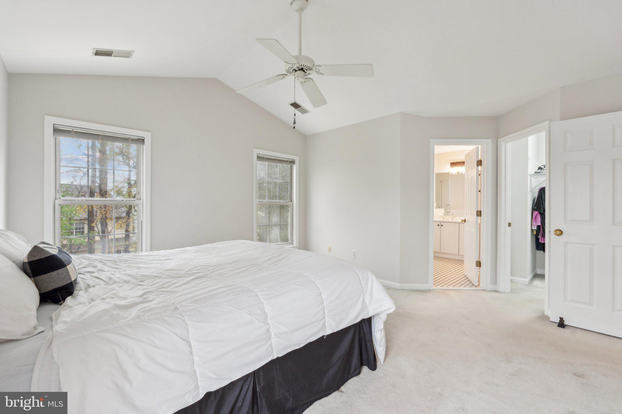 POTOMAC LAKES - Residential