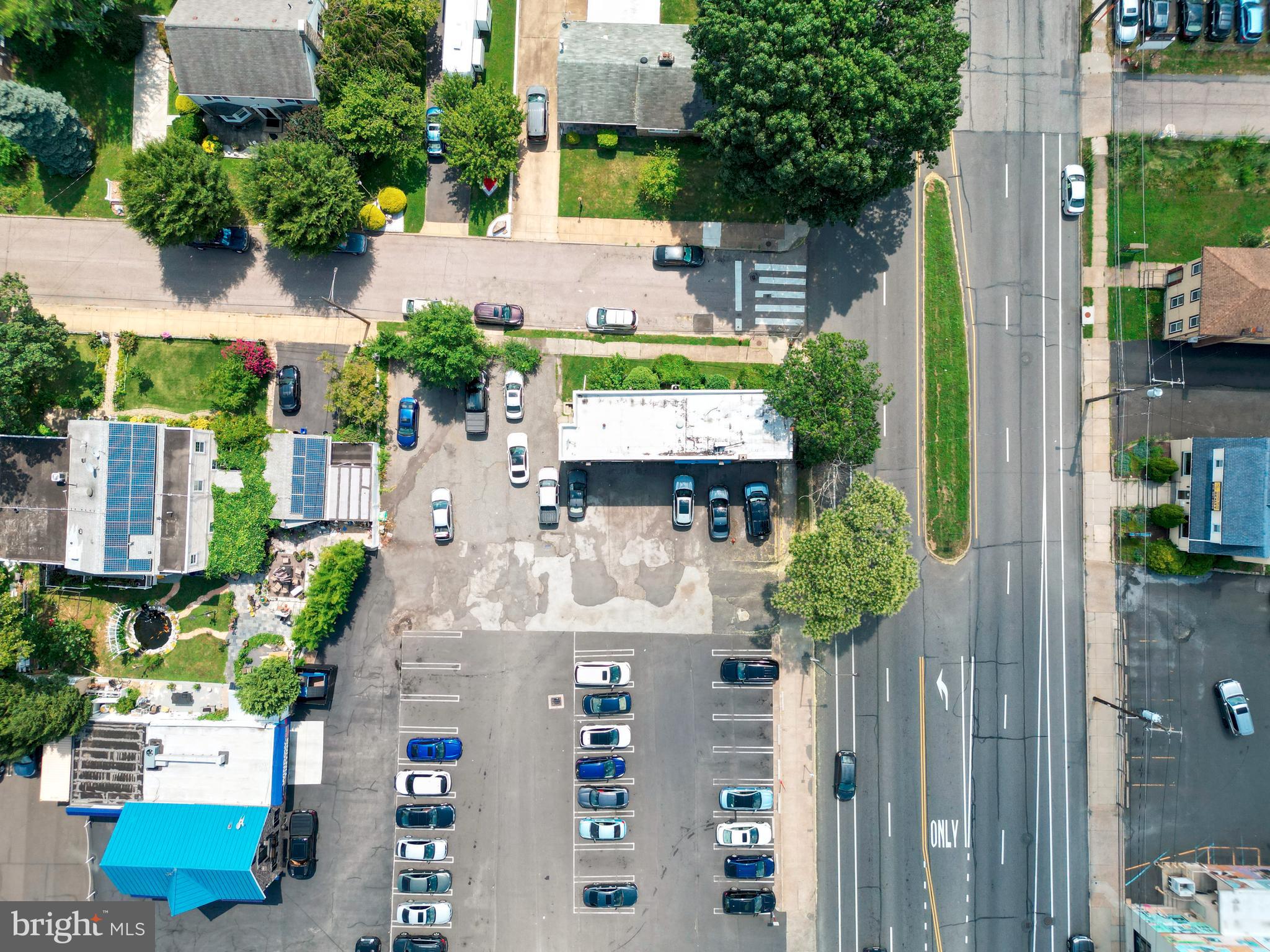 BUSTLETON - Commercial Sale