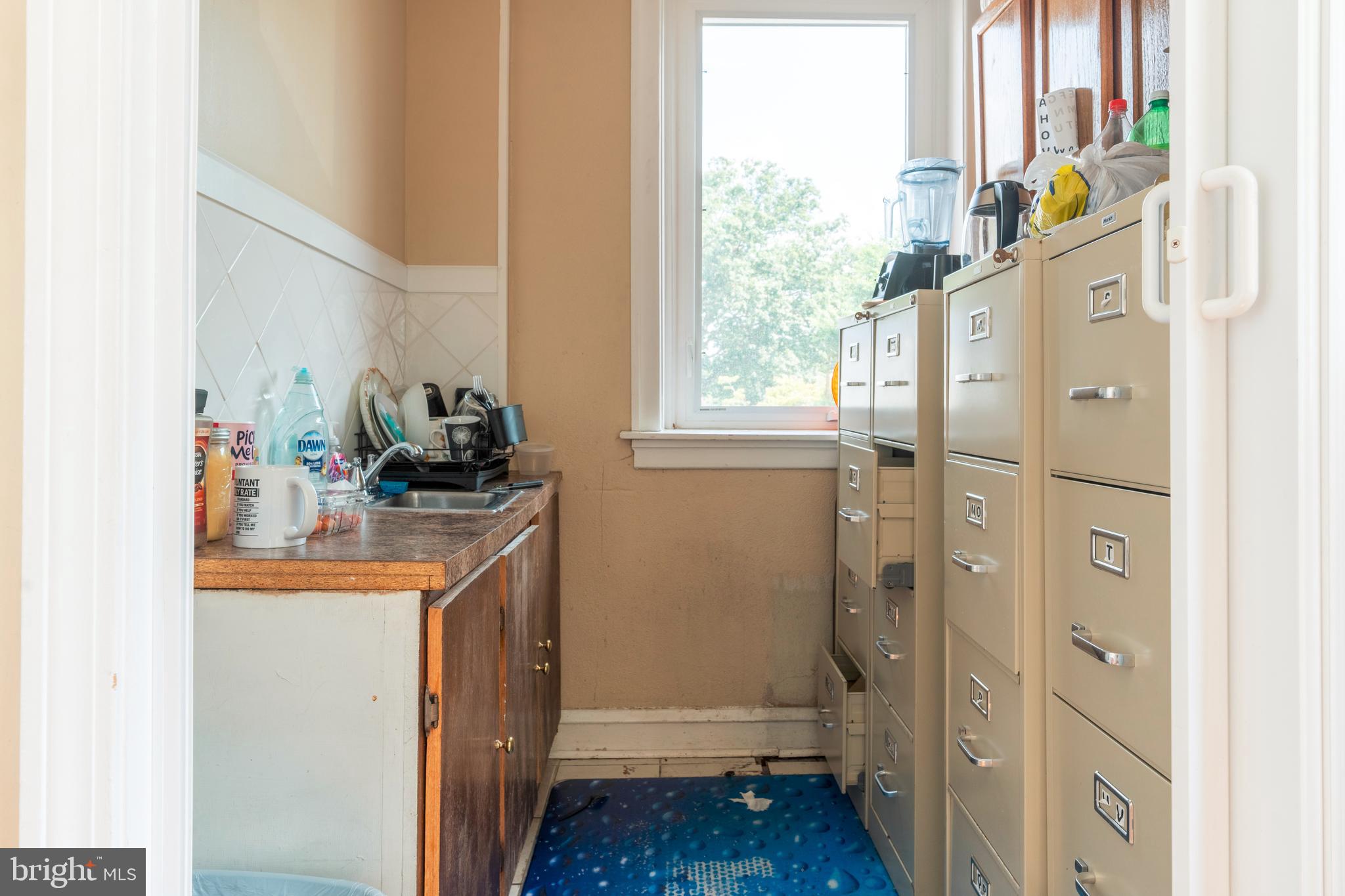 BUSTLETON - Commercial Sale