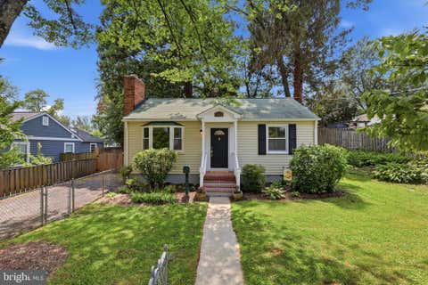 Photo of 10925 Milburn Street, FAIRFAX, VA 22030 (MLS # VAFC2008956)