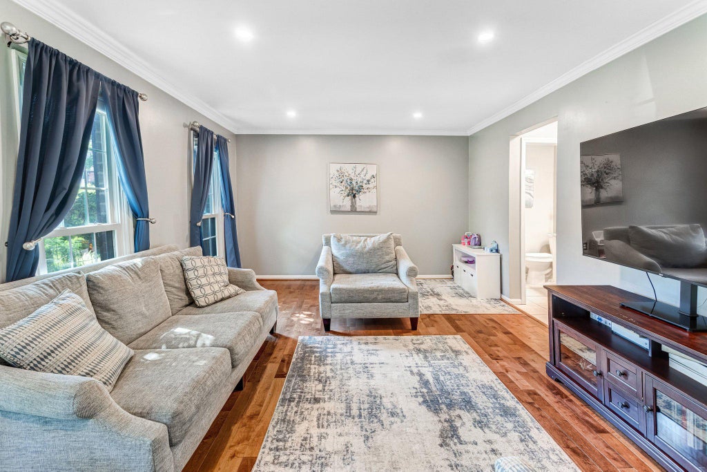 Photo of 3011 Bromley Court, WOODBRIDGE, VA 22192 (MLS # VAPW2126732)