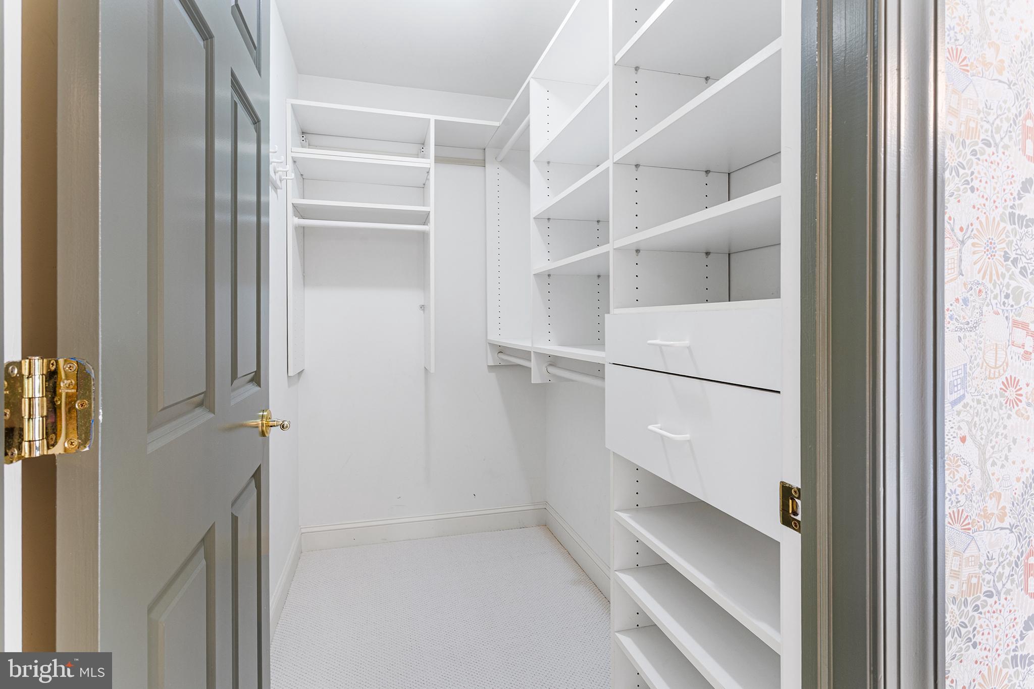 GREENE COUNTRIE - Residential Lease