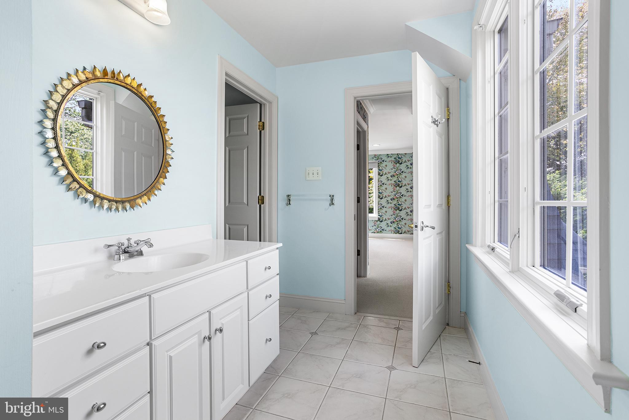 GREENE COUNTRIE - Residential Lease