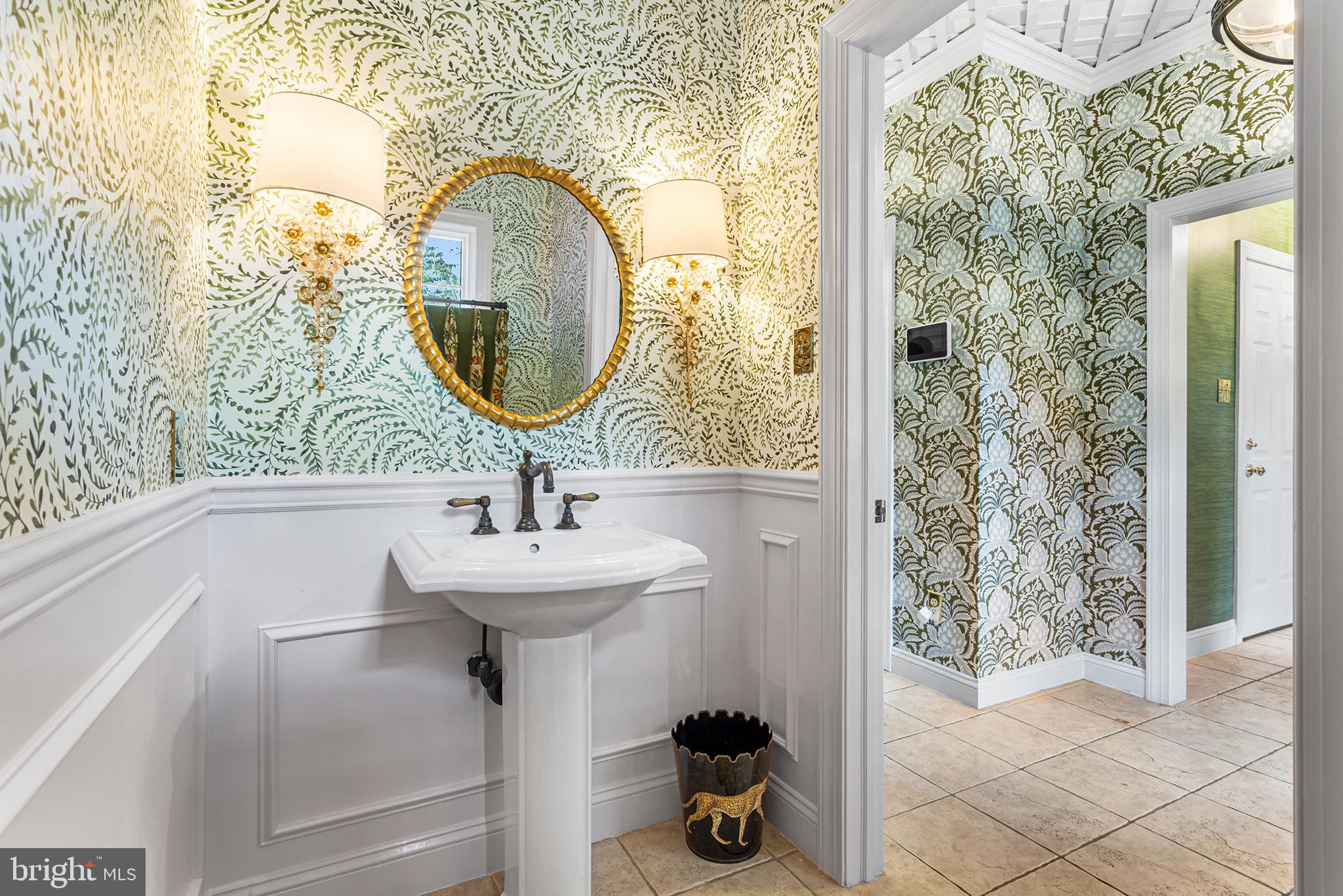 GREENE COUNTRIE - Residential Lease