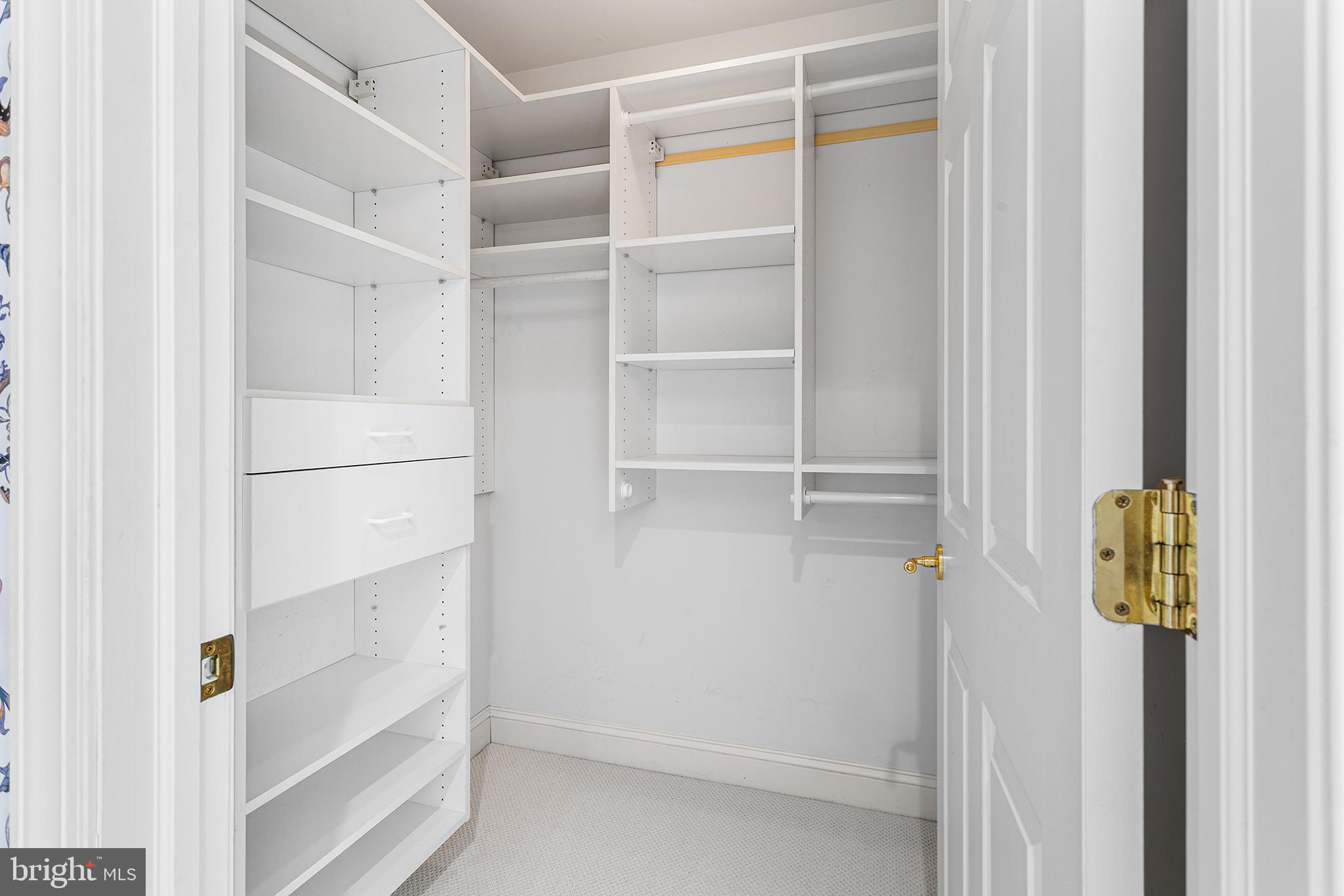 GREENE COUNTRIE - Residential Lease