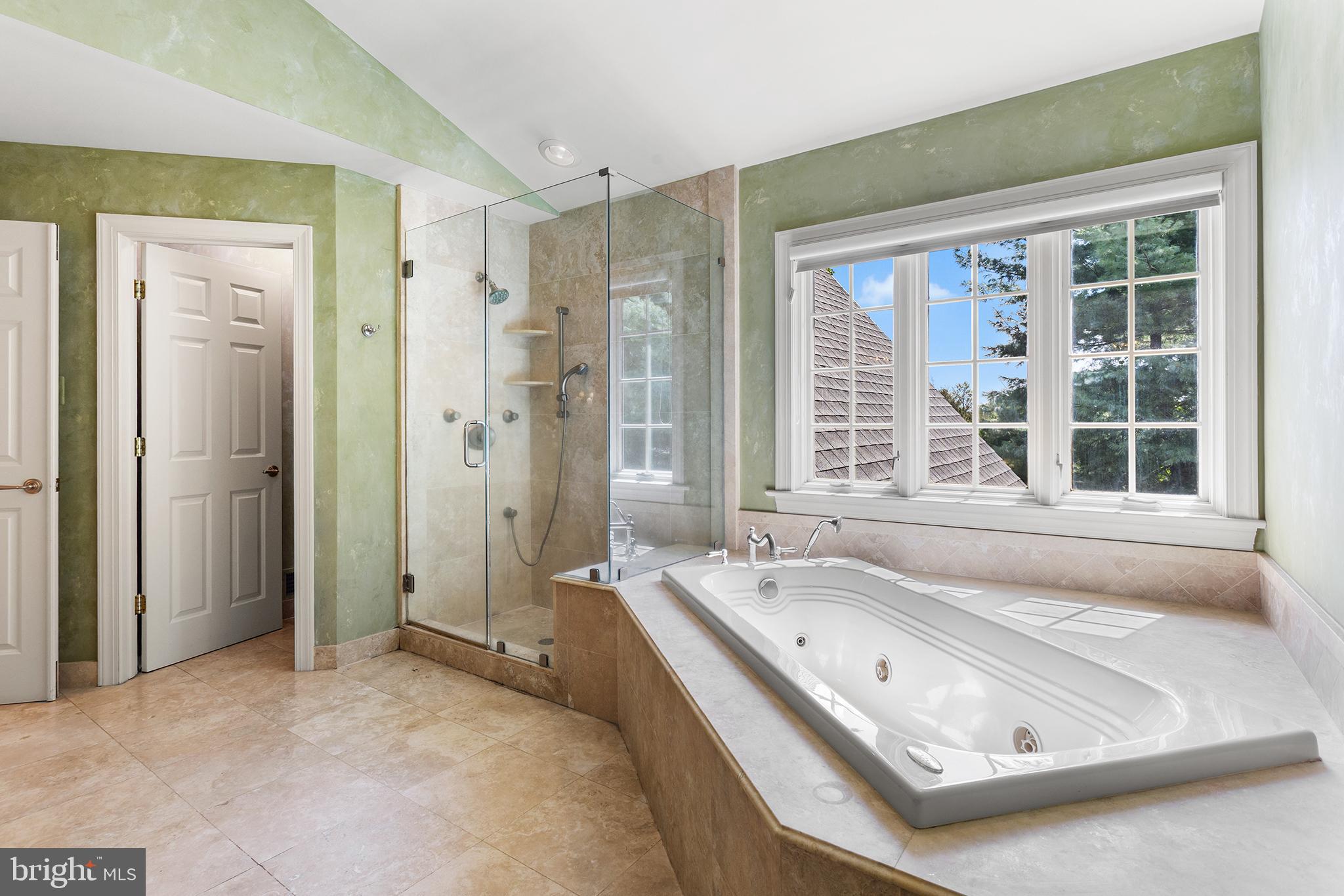 GREENE COUNTRIE - Residential Lease