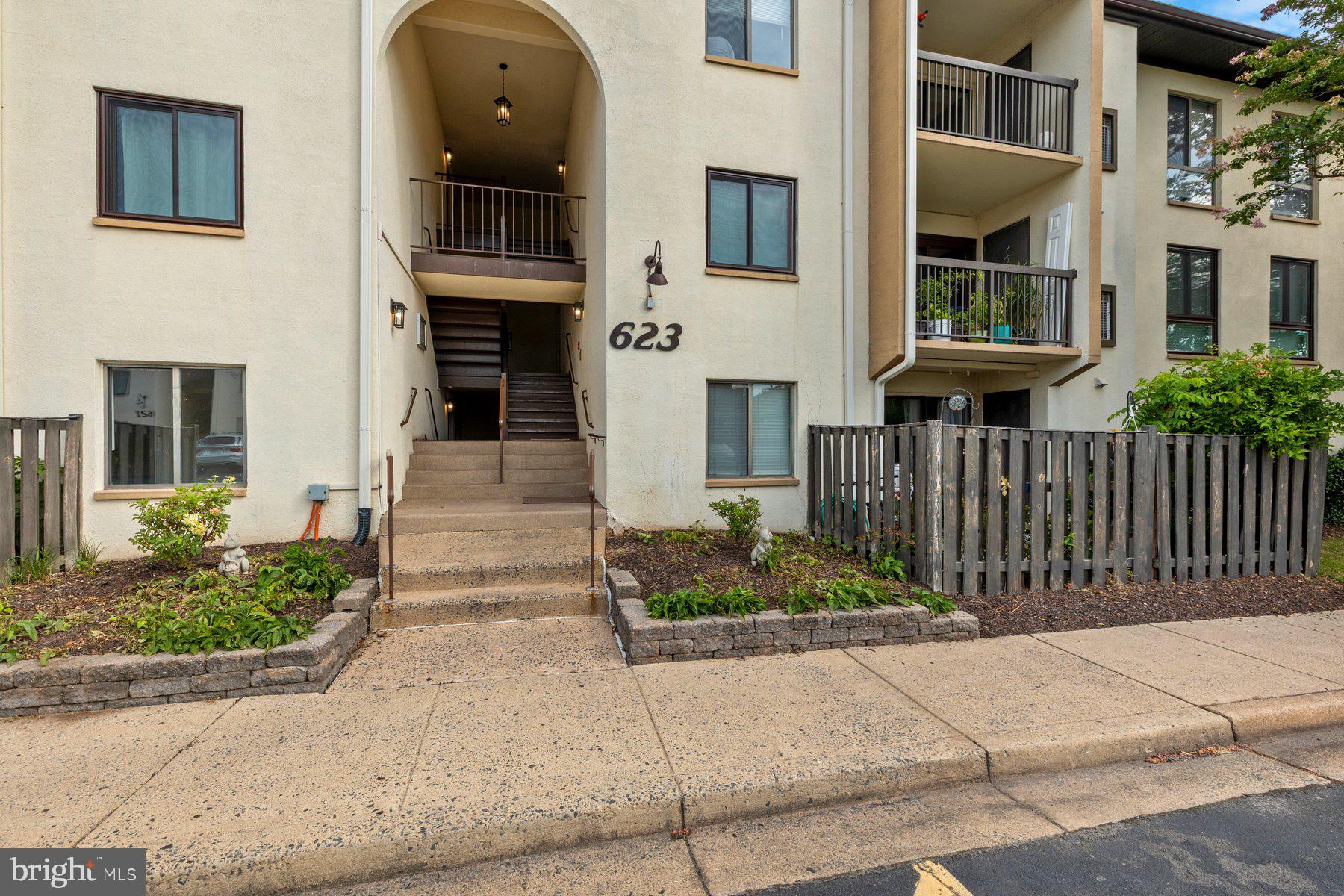 623 CENTER STREET T3