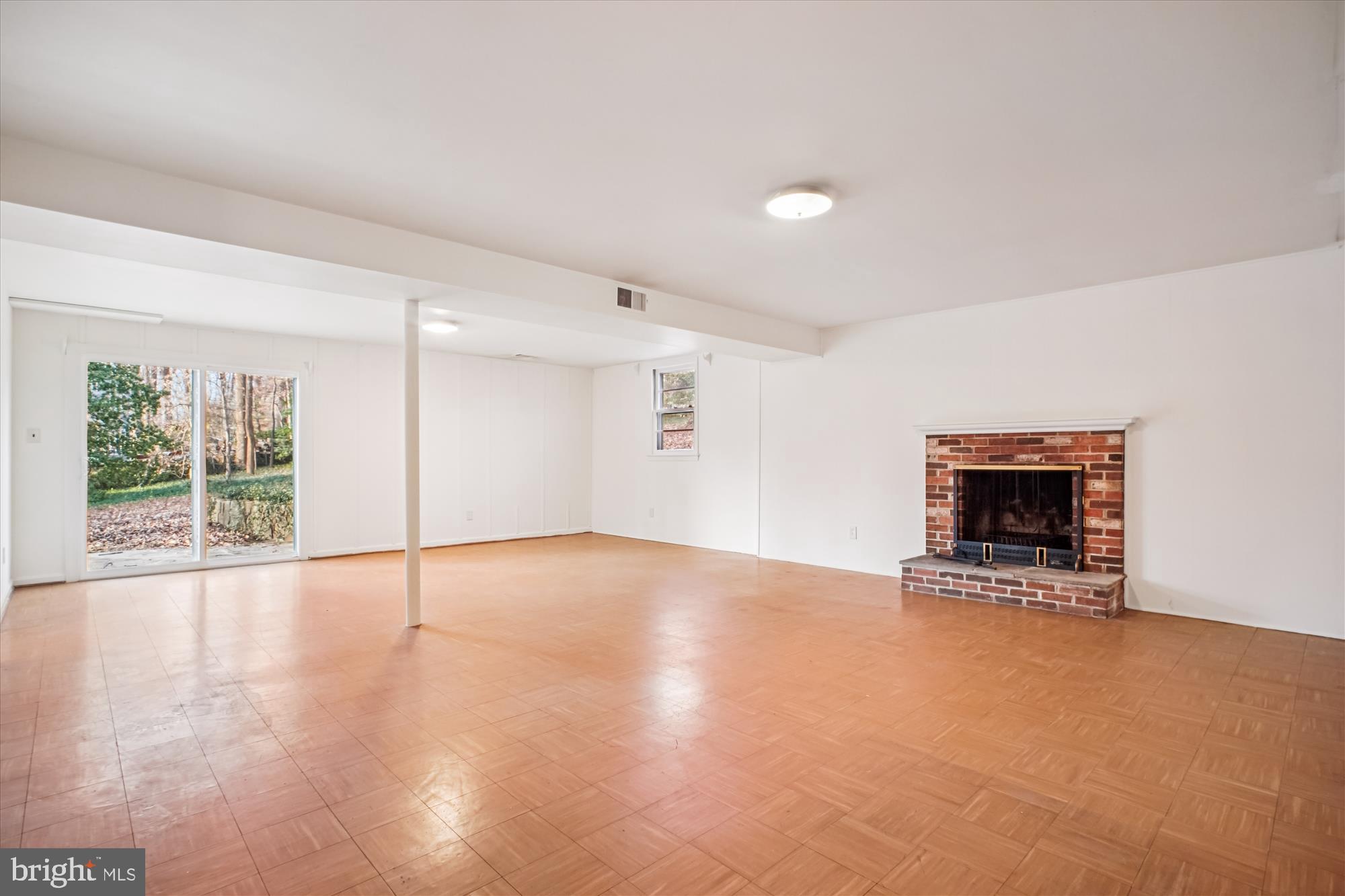 WILLOW WOODS - Residential