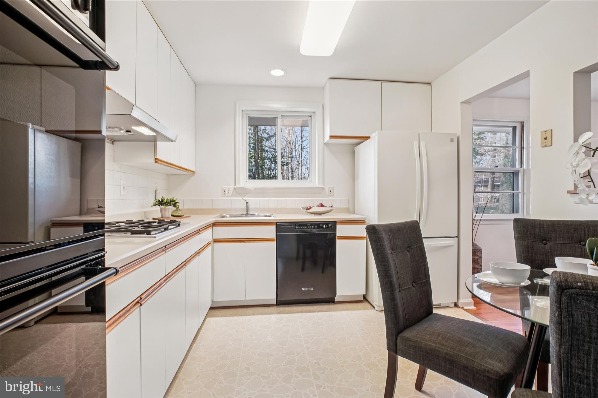 WILLOW WOODS - Residential