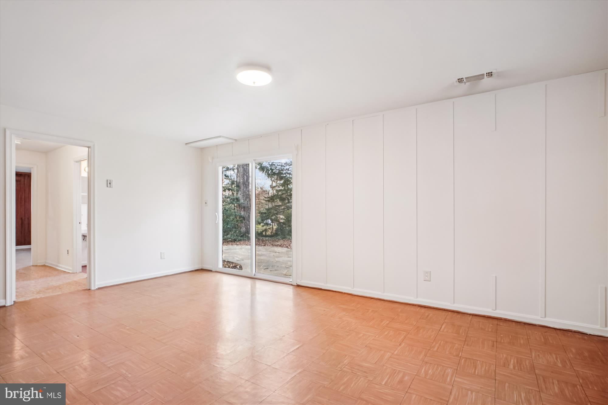 WILLOW WOODS - Residential