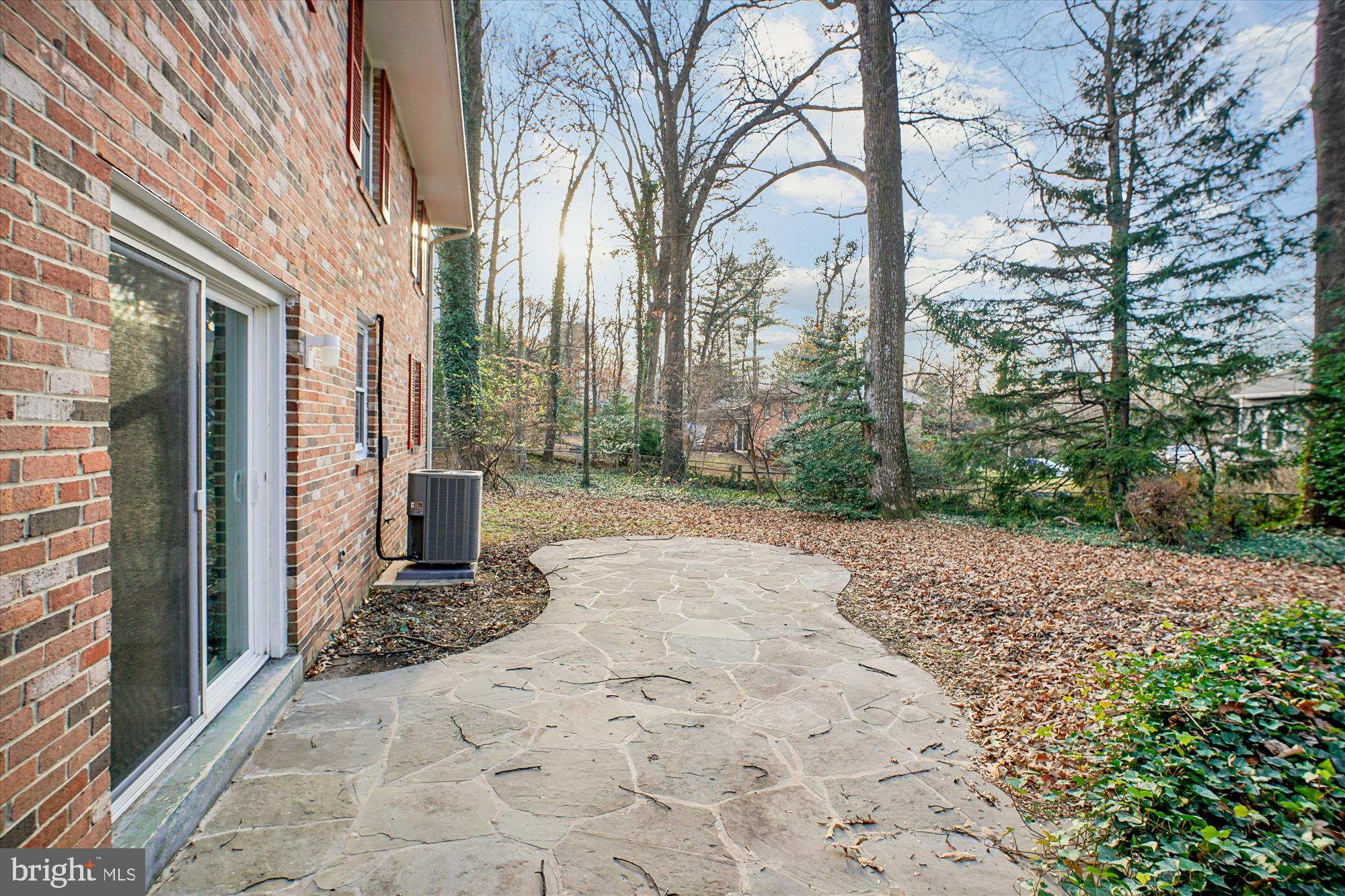 WILLOW WOODS - Residential