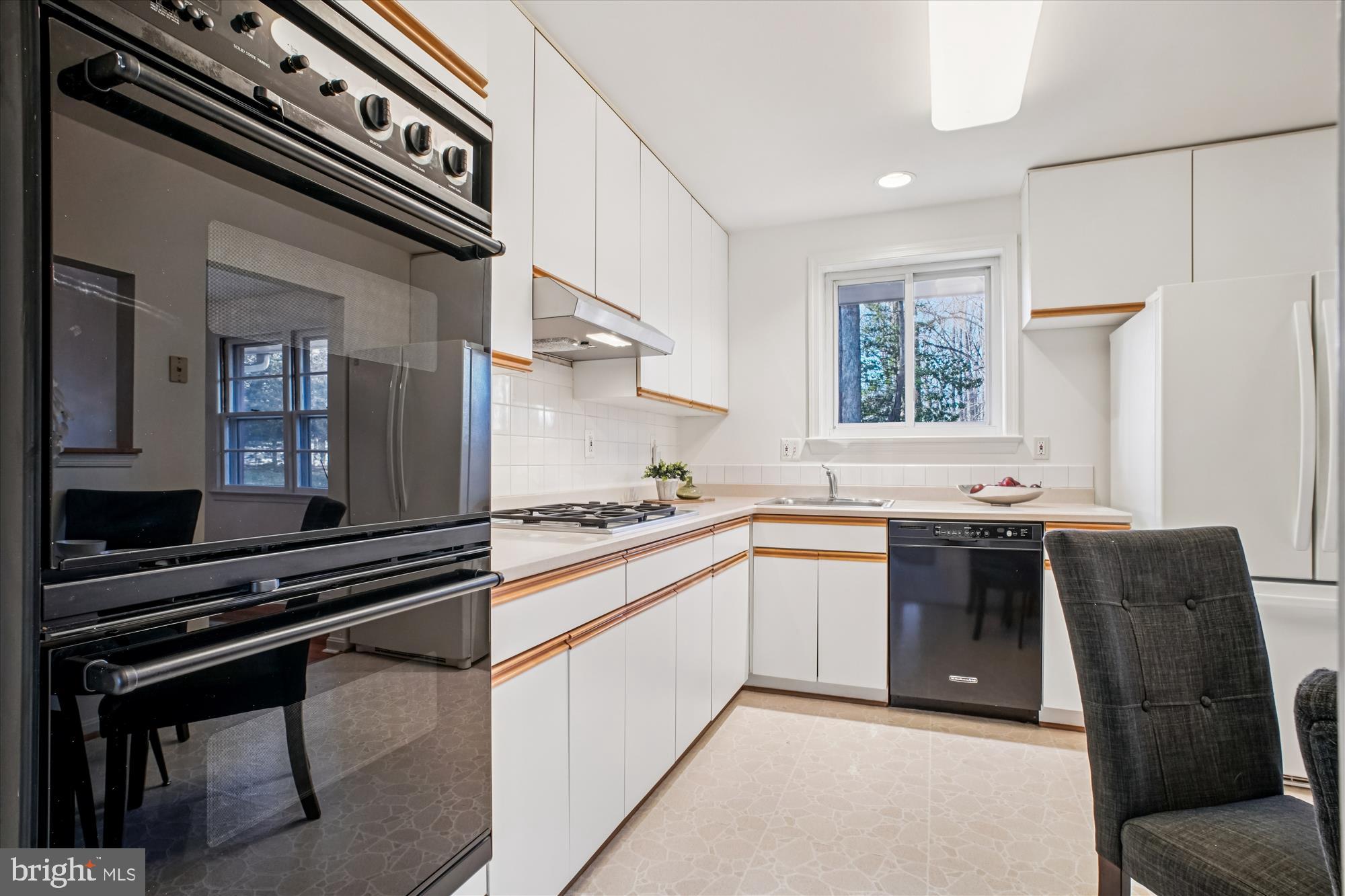 WILLOW WOODS - Residential