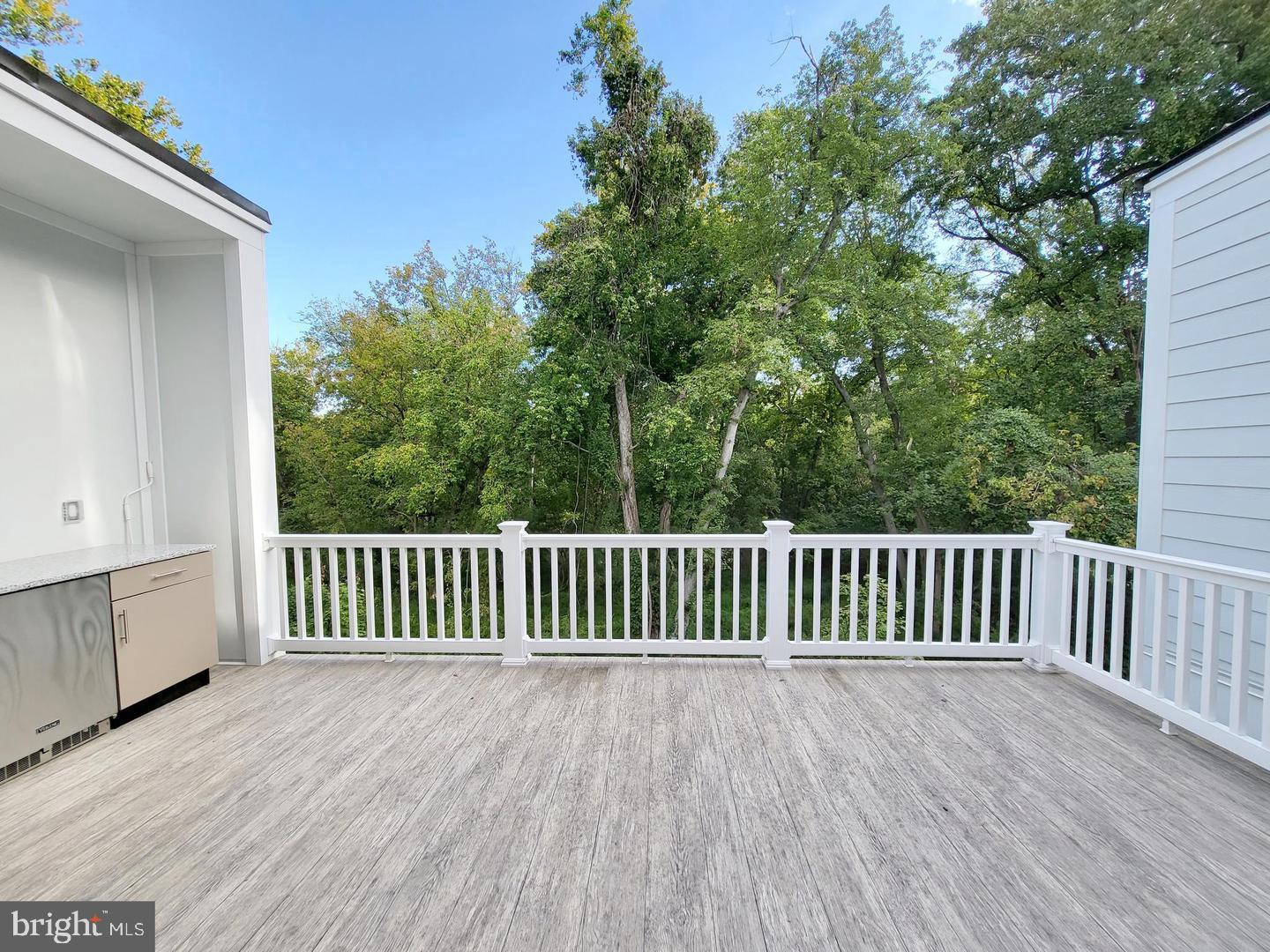 NORTH CHEVY CHASE - Residential Lease