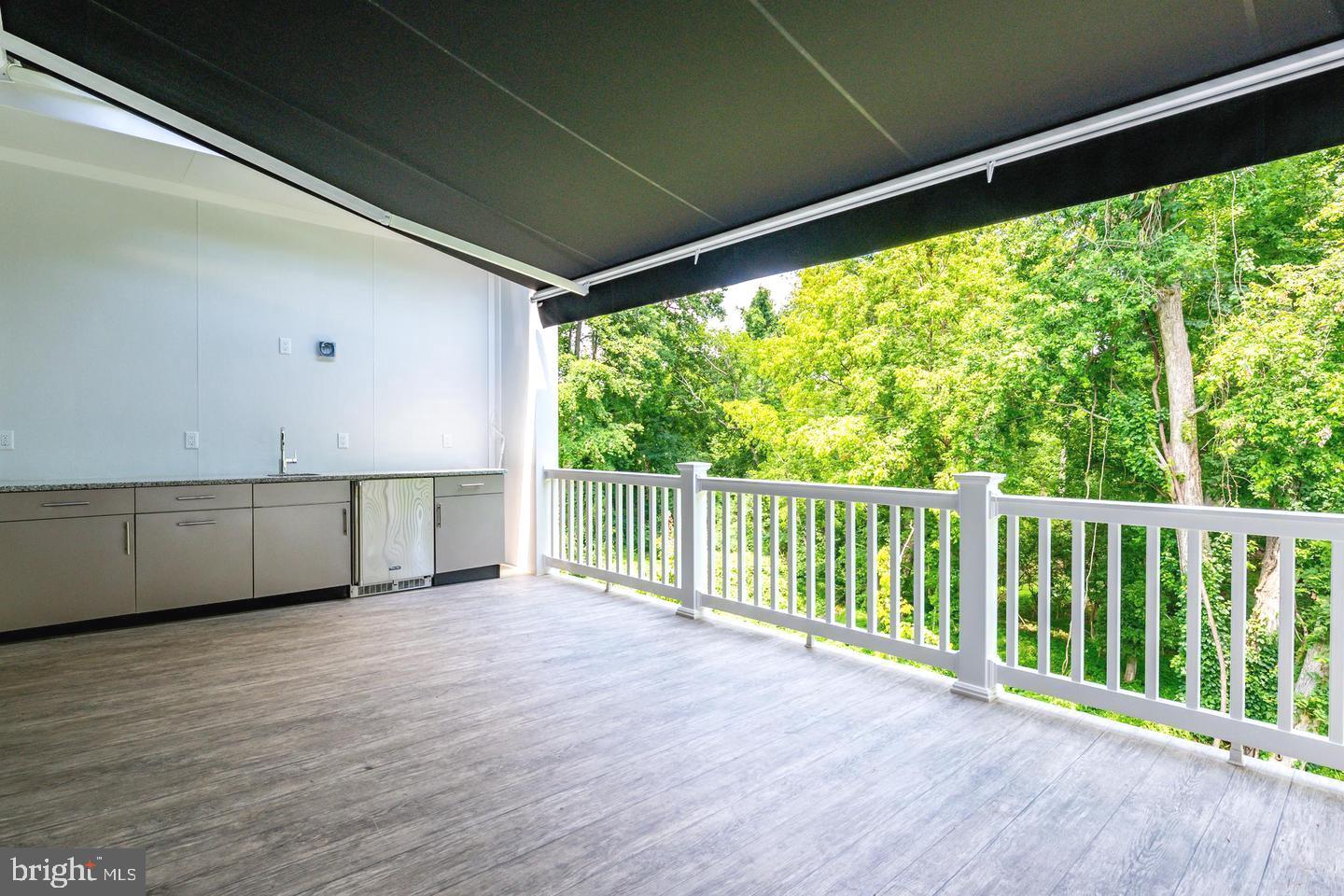 NORTH CHEVY CHASE - Residential Lease