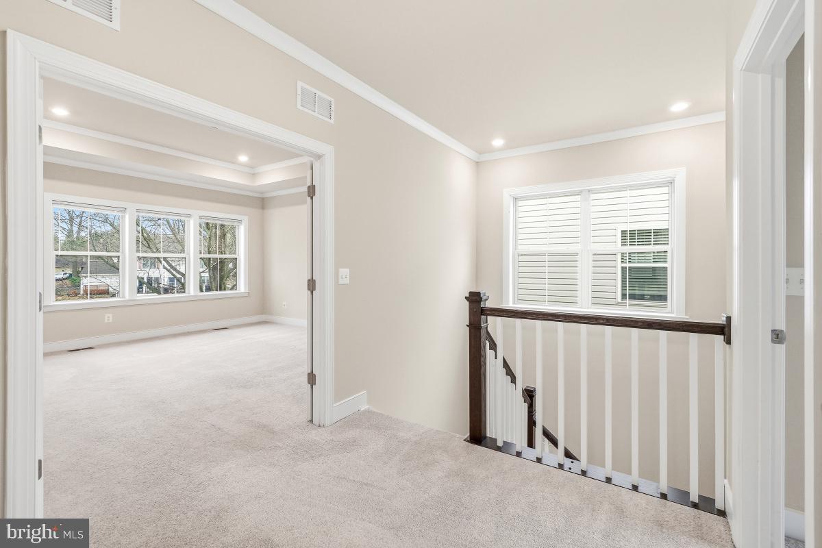 THE CHASE AT QUINCE ORCHARD - Residential