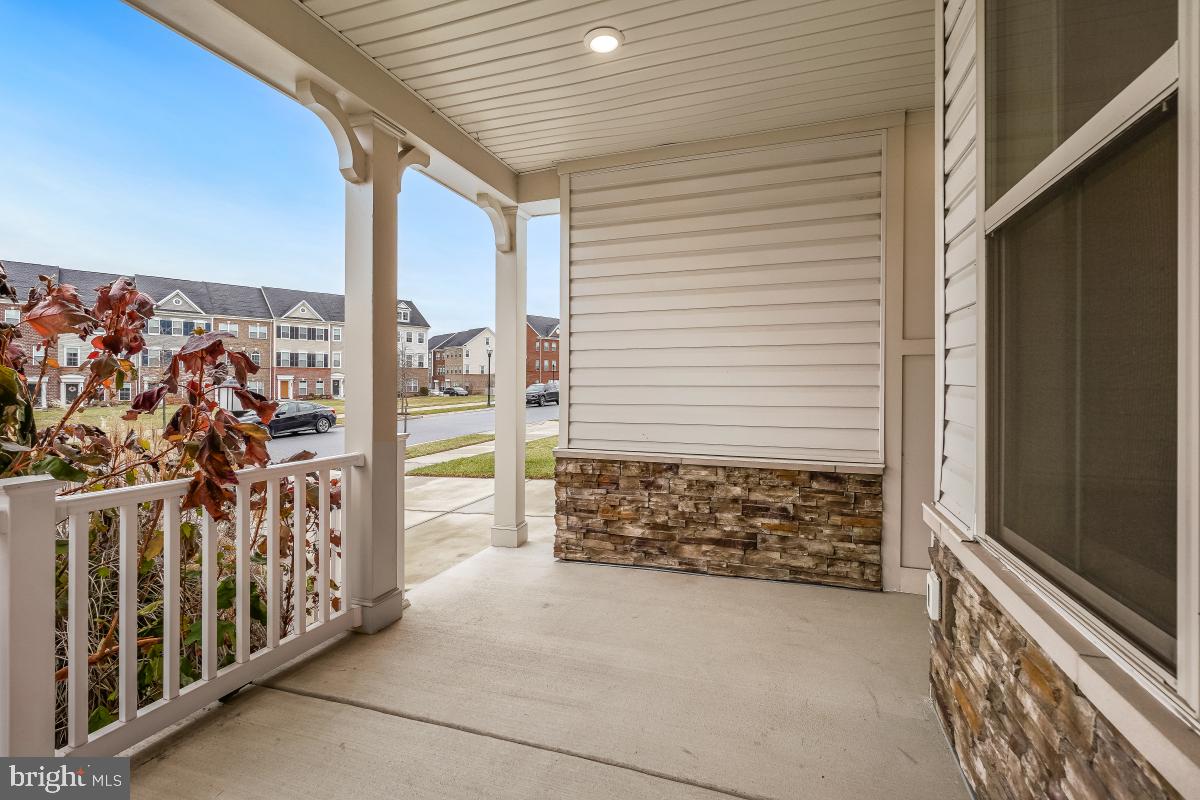 THE CHASE AT QUINCE ORCHARD - Residential