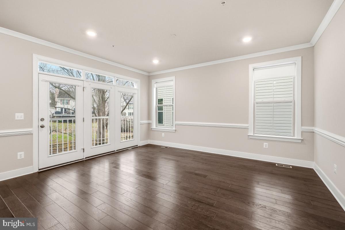 THE CHASE AT QUINCE ORCHARD - Residential