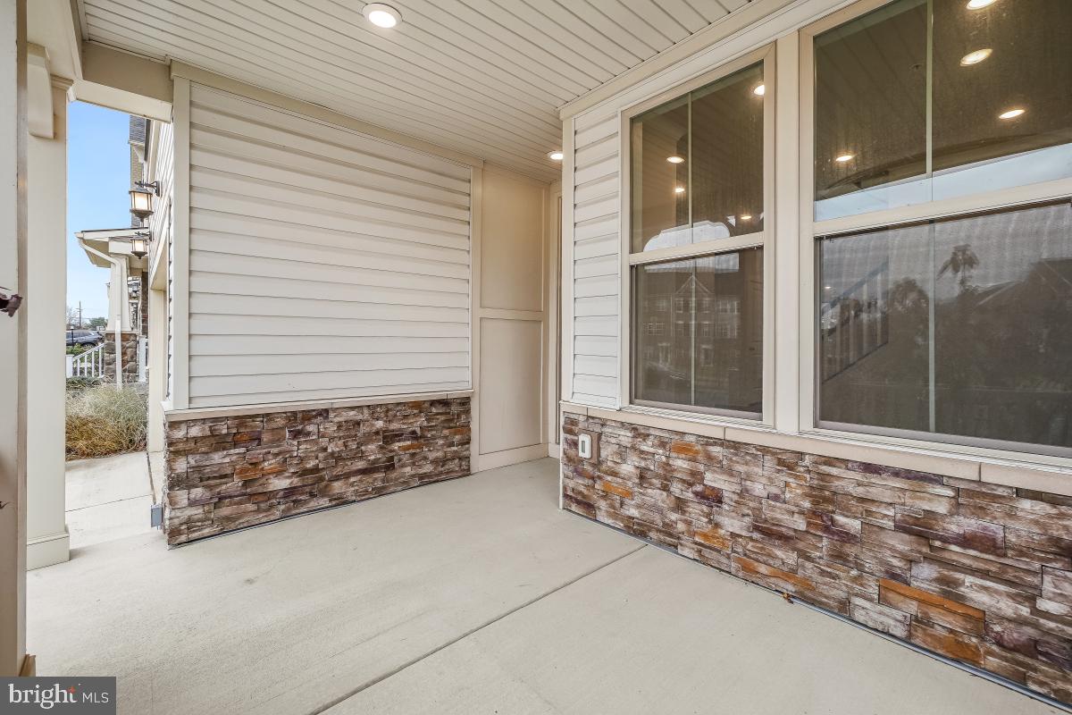 THE CHASE AT QUINCE ORCHARD - Residential