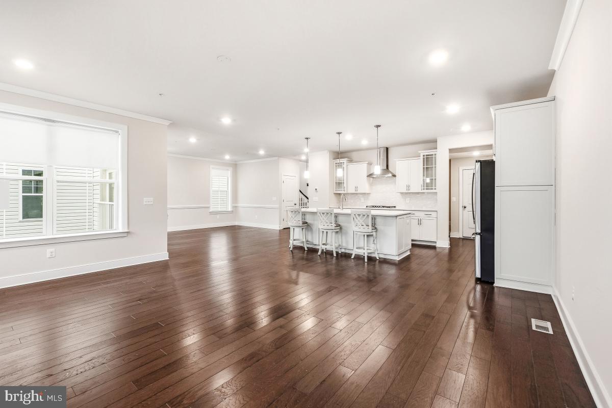 THE CHASE AT QUINCE ORCHARD - Residential