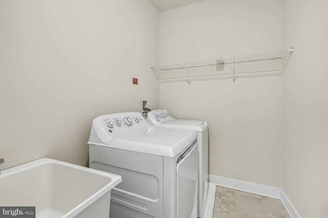 THE CHASE AT QUINCE ORCHARD - Residential