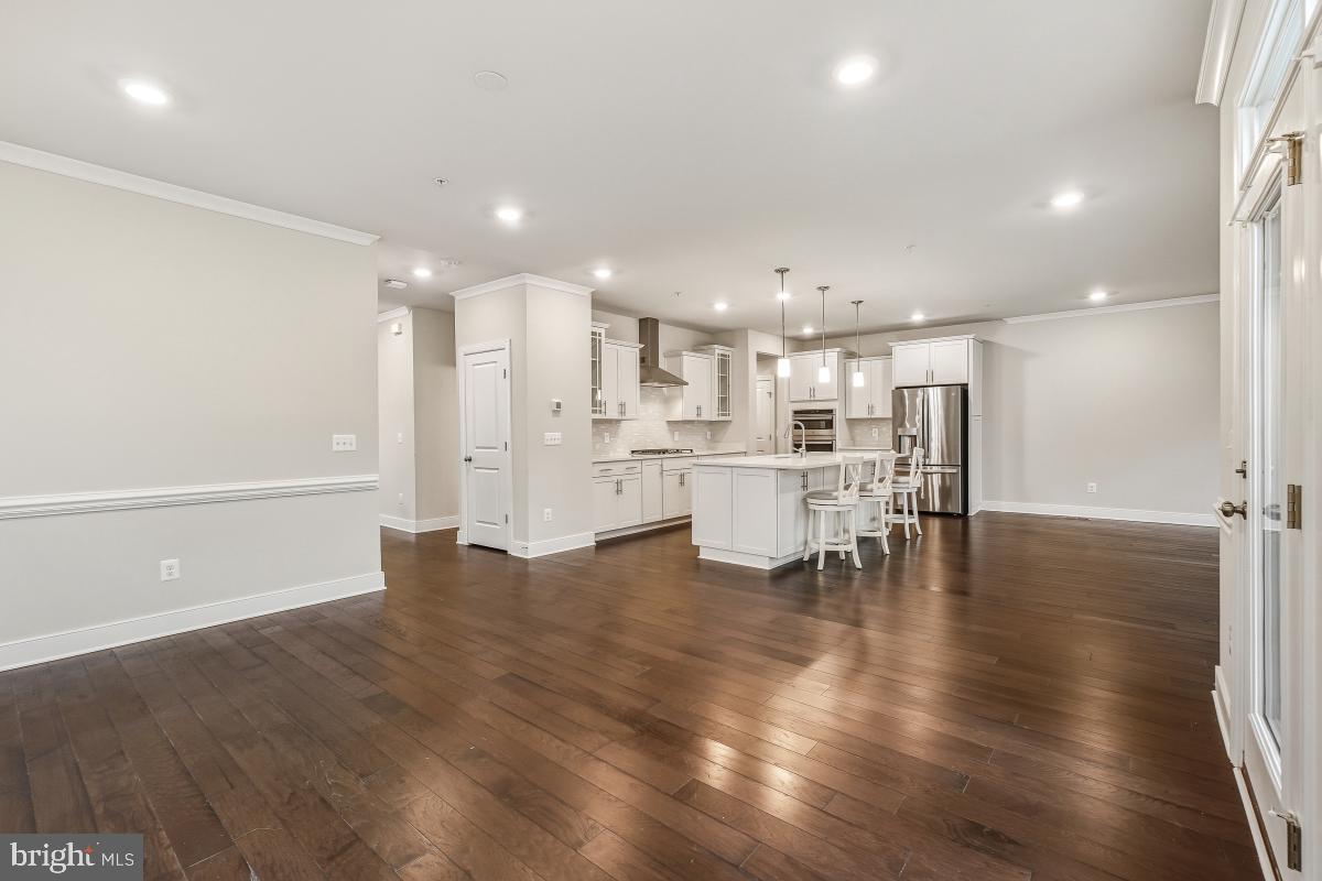 THE CHASE AT QUINCE ORCHARD - Residential