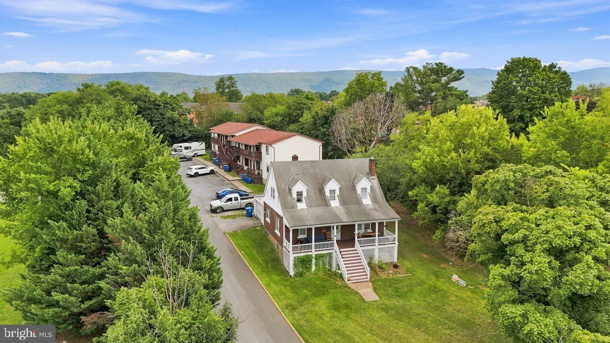 841 S Main Street, Woodstock, VA, 22664