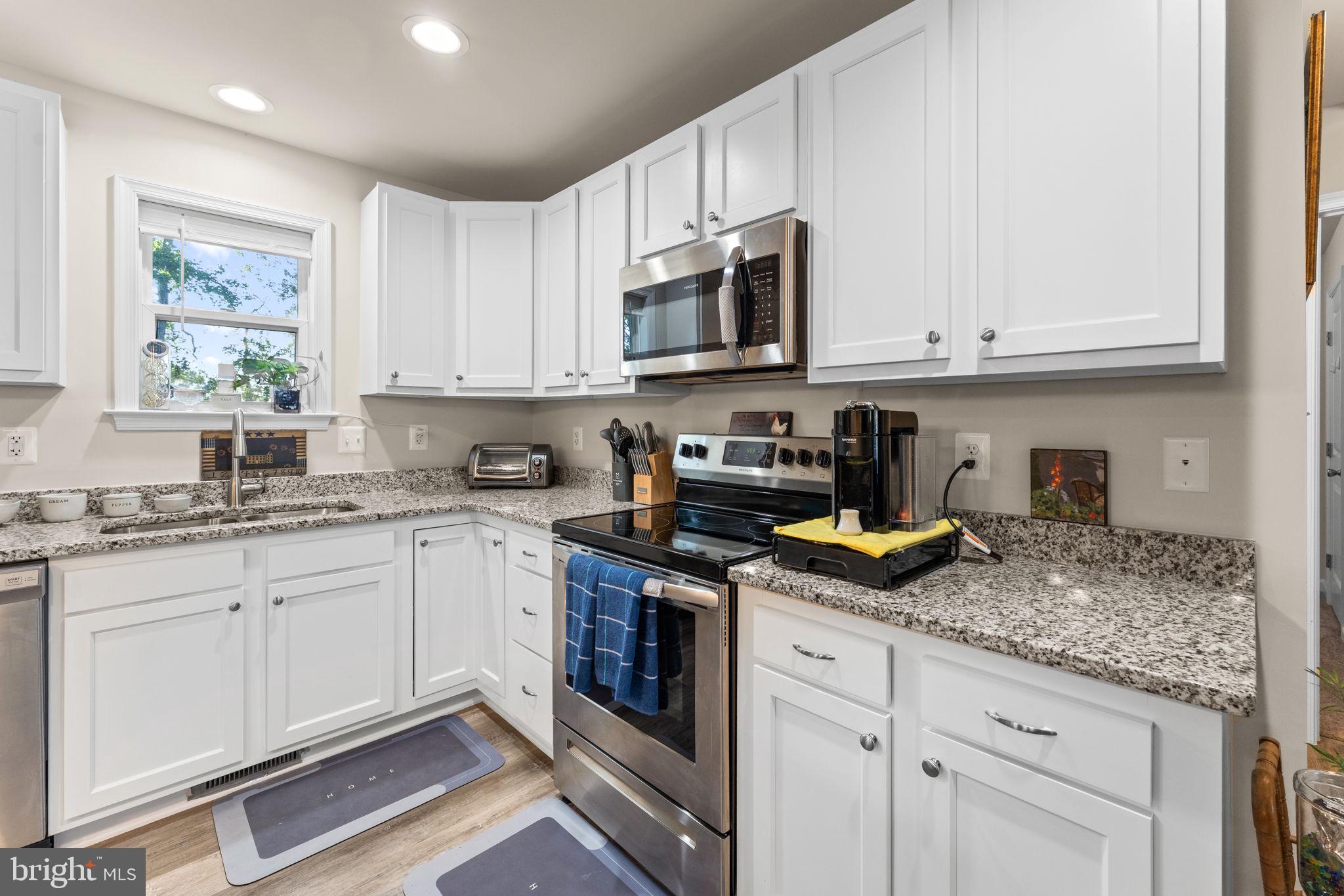 BERKLEY BEACH - Residential