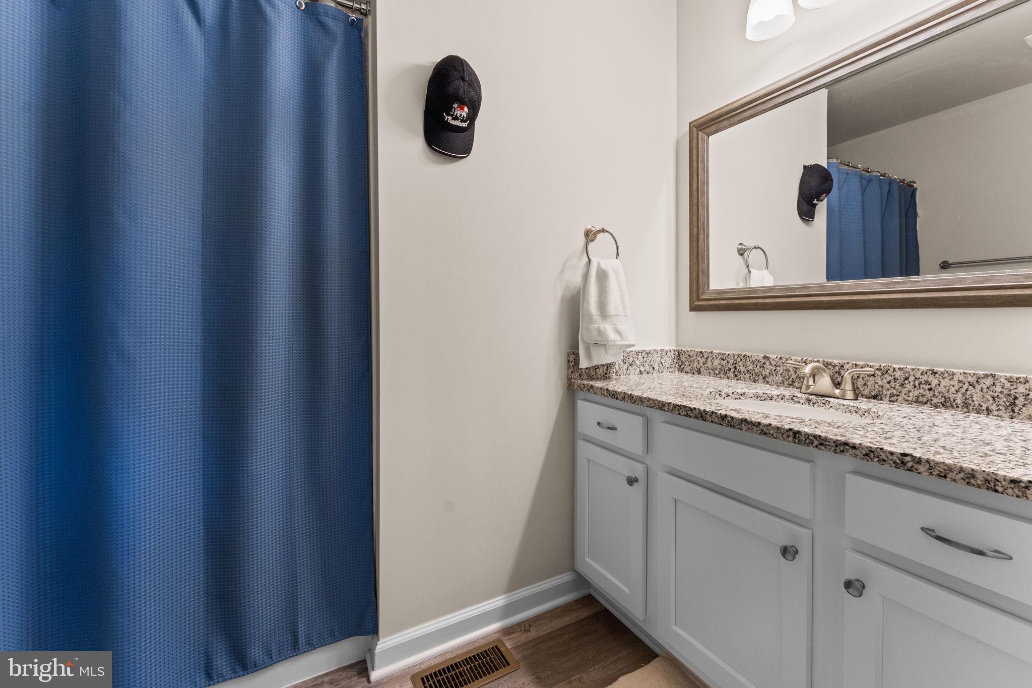 BERKLEY BEACH - Residential