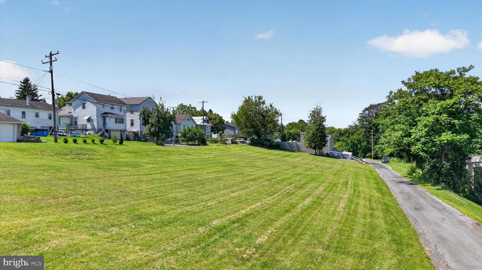 Lot 1-5 HALL STREET