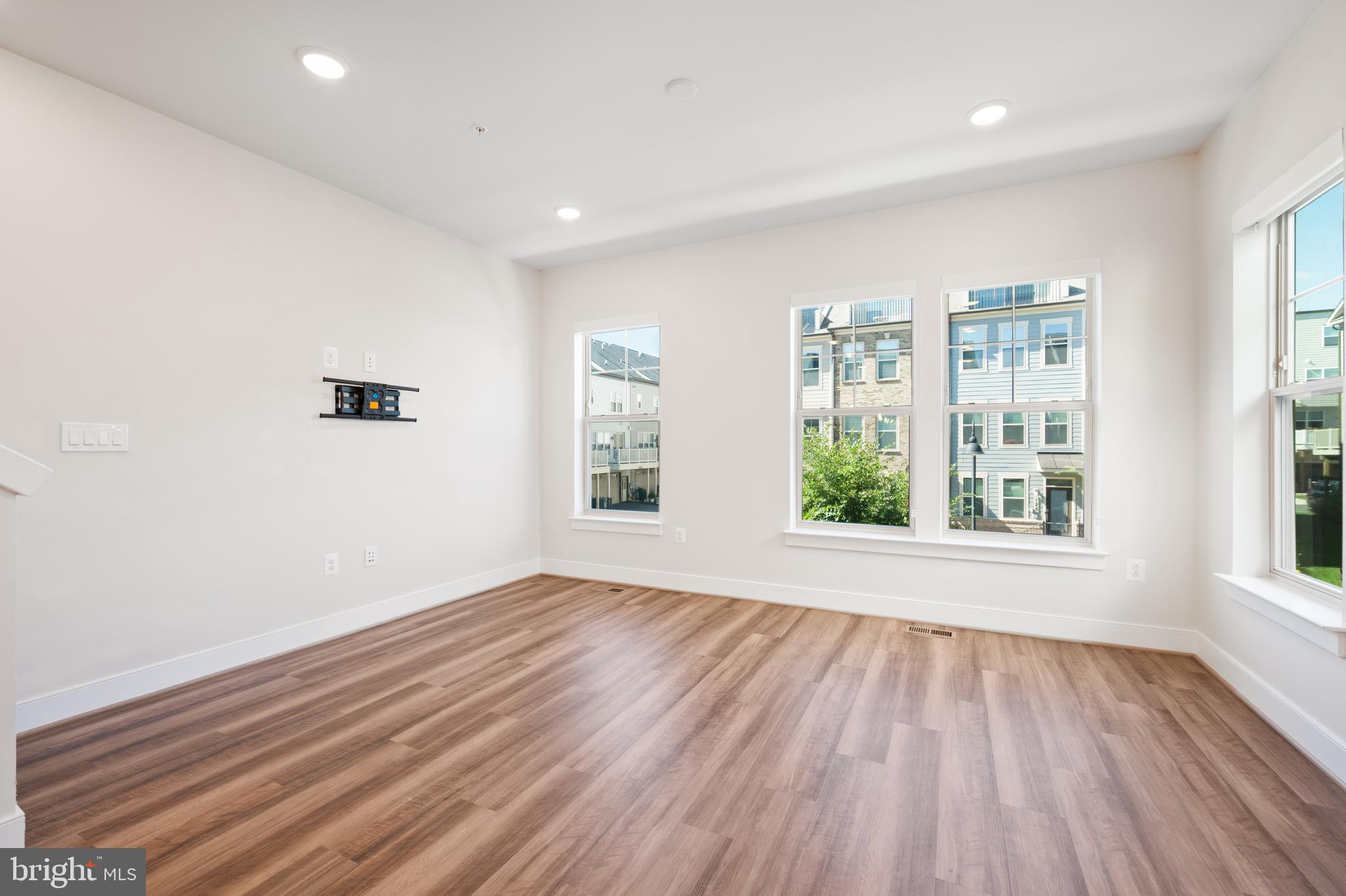 CROWN - Residential Lease