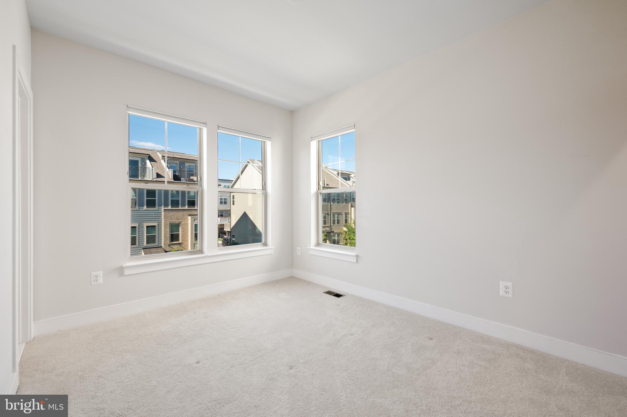 CROWN - Residential Lease