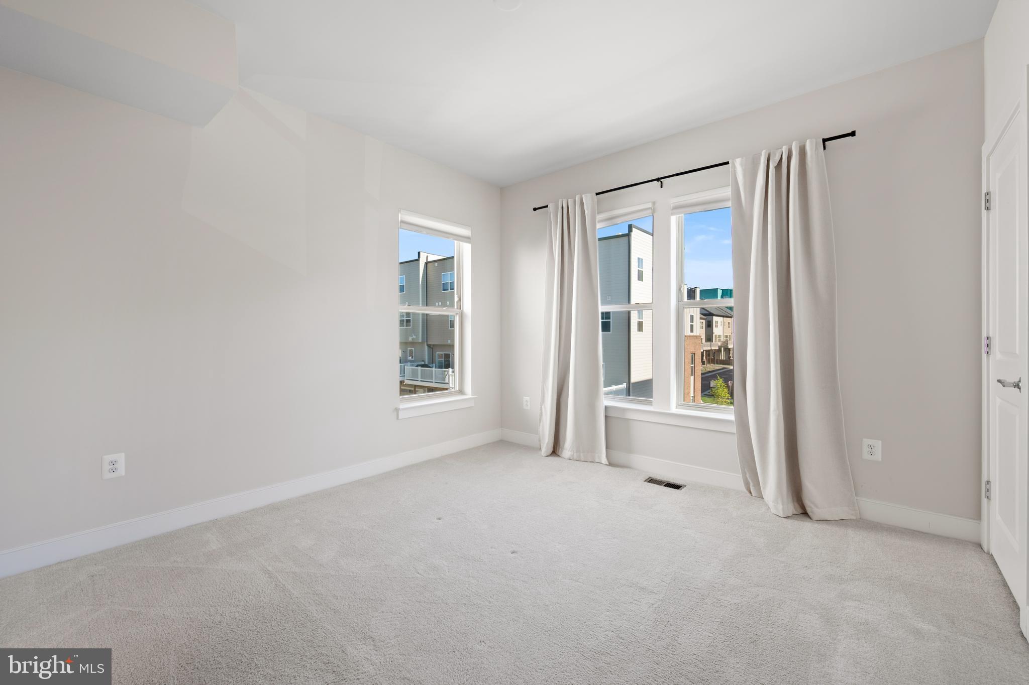 CROWN - Residential Lease