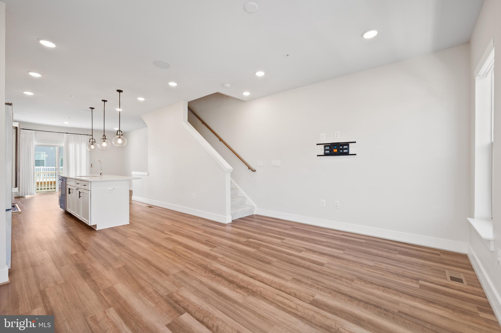 CROWN - Residential Lease