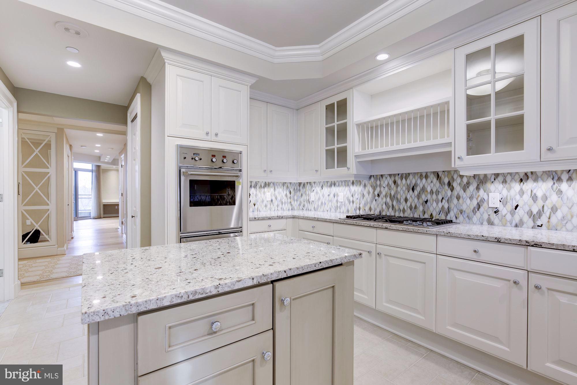 SOMERSET HOUSE CONDOS - Residential