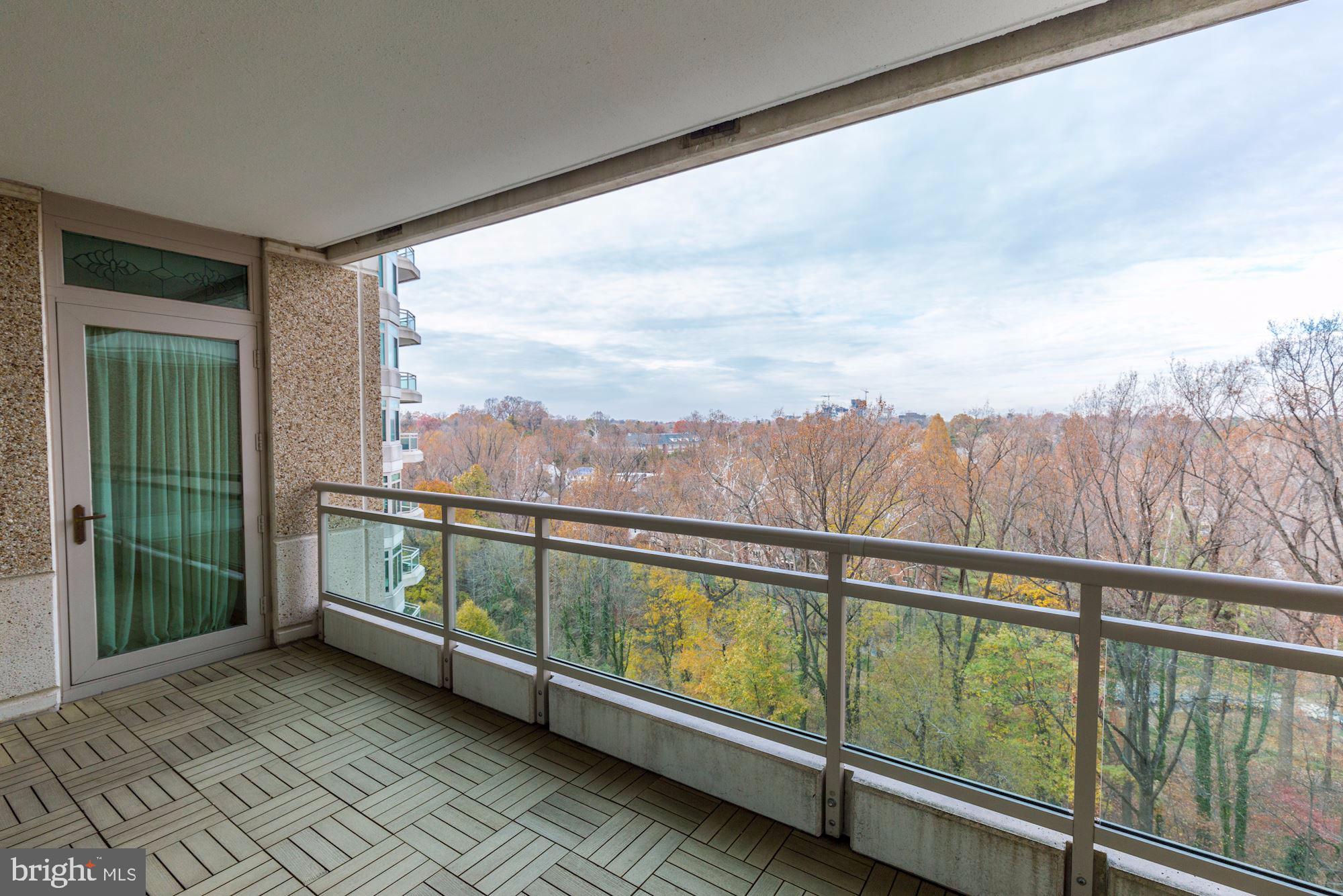 SOMERSET HOUSE CONDOS - Residential