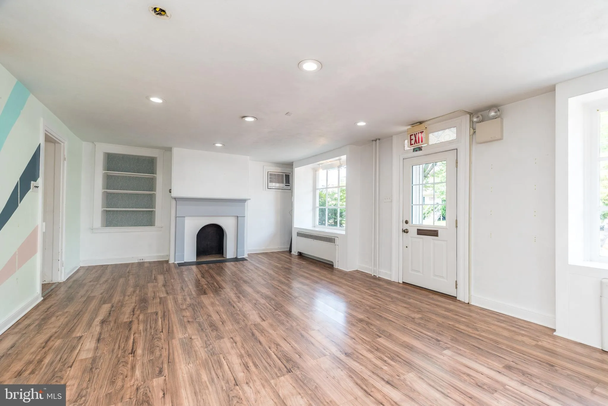 Doylestown, Pennsylvania 18901, United States, 2 Bedrooms Bedrooms, ,2 BathroomsBathrooms,Residential,Active,144194