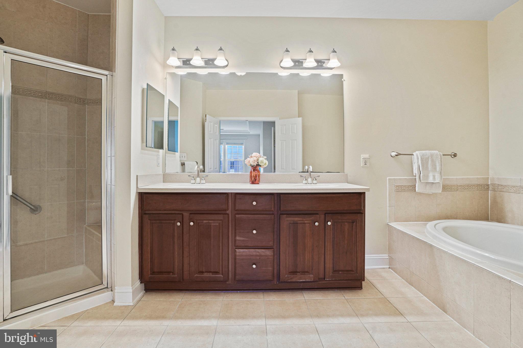 KING FARM IRVINGTON - Residential