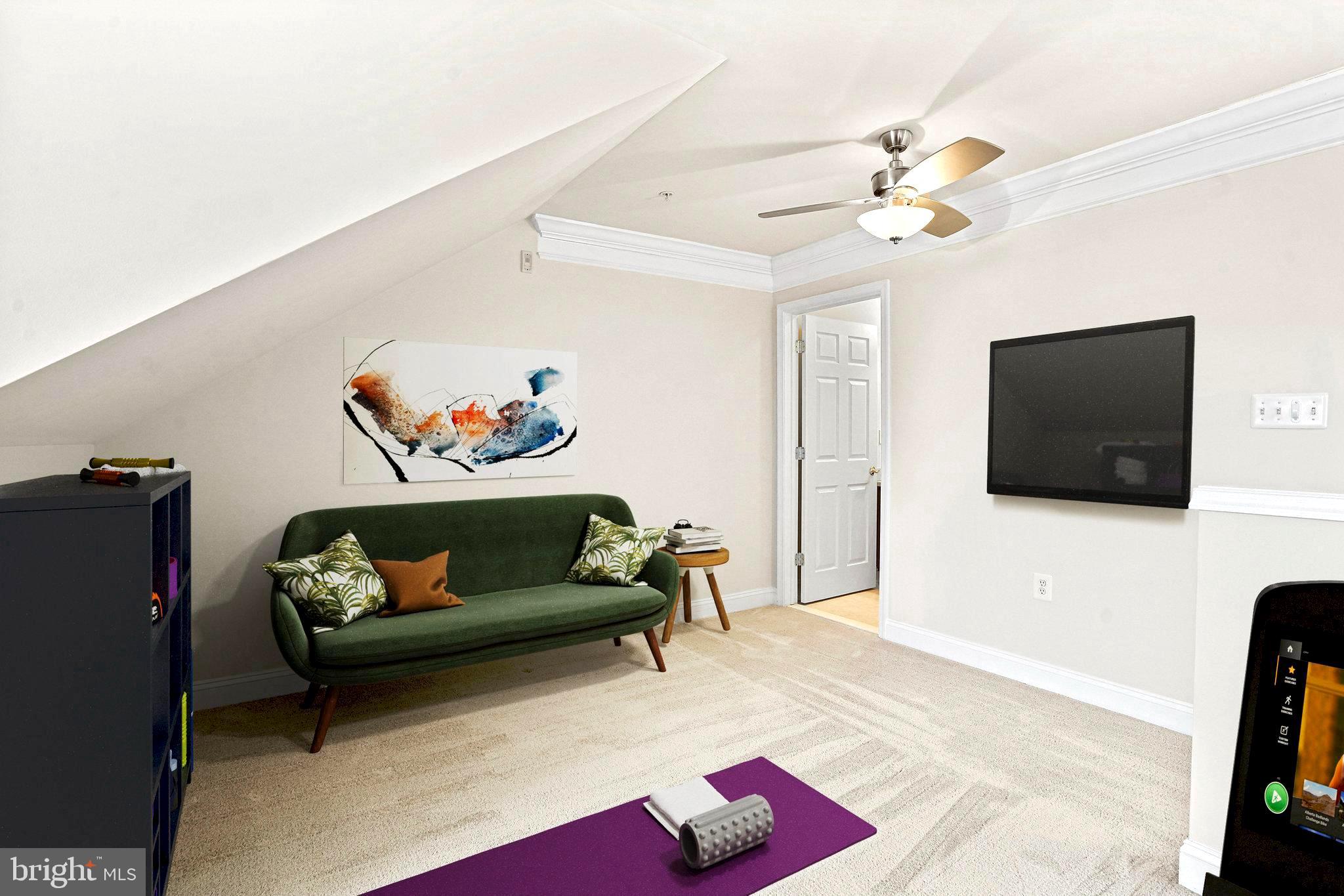 KING FARM IRVINGTON - Residential