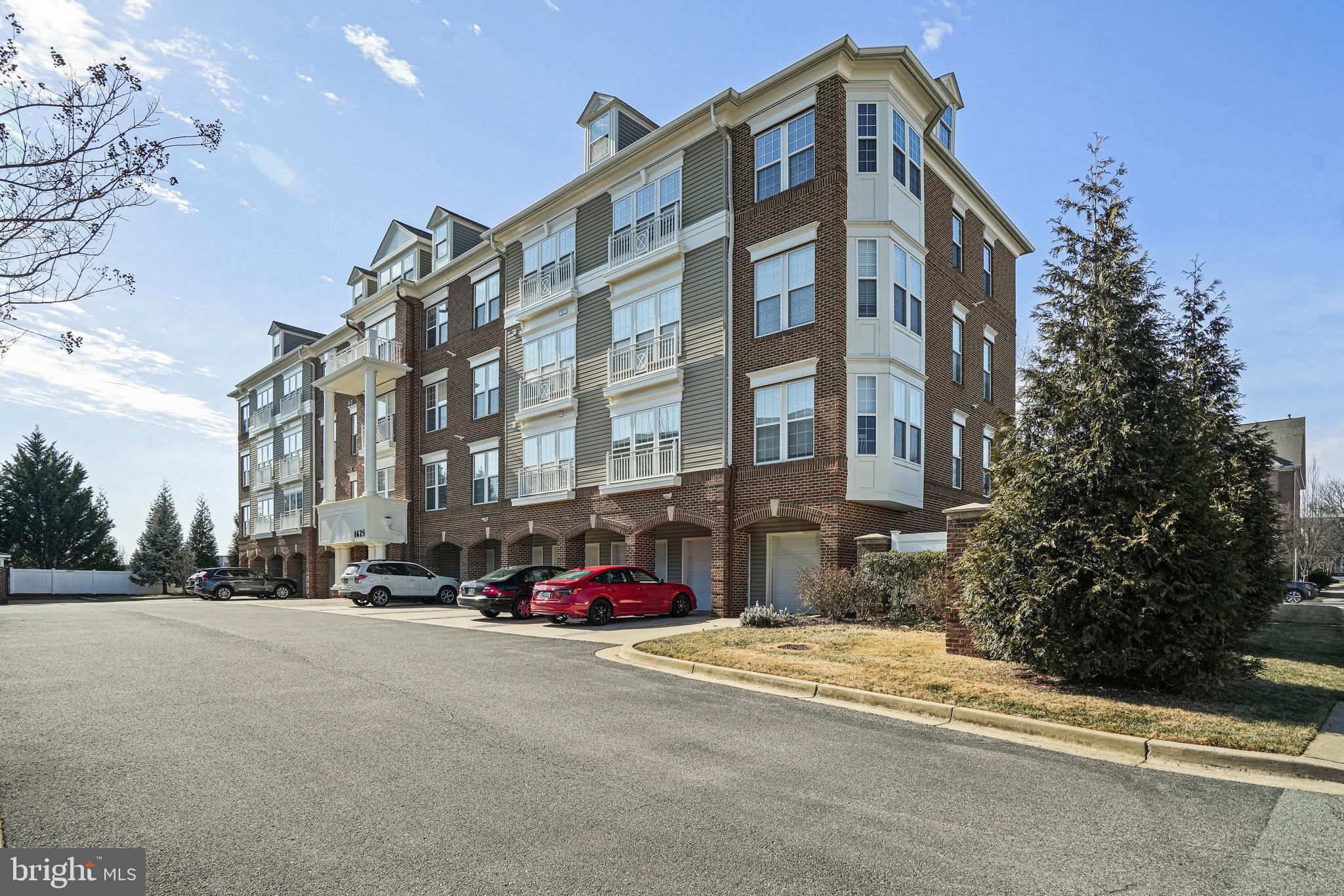 KING FARM IRVINGTON - Residential