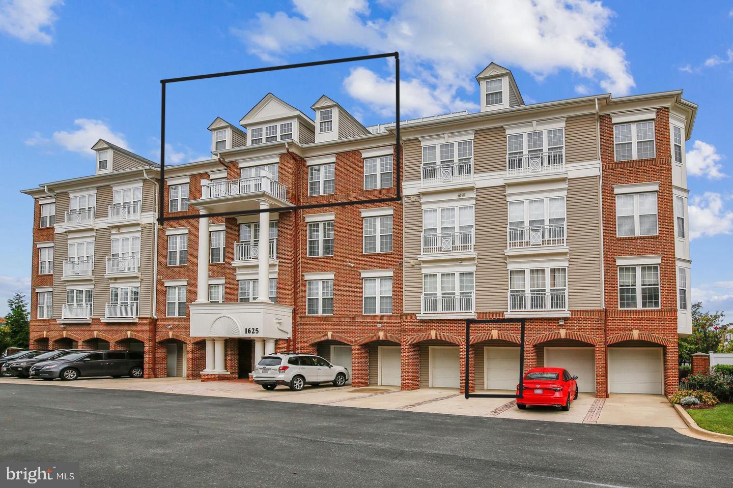 KING FARM IRVINGTON - Residential