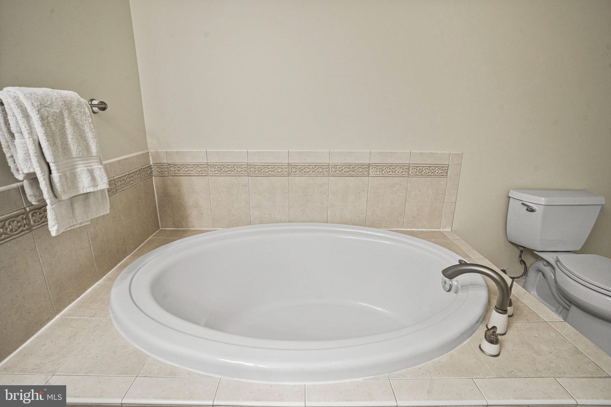 KING FARM IRVINGTON - Residential