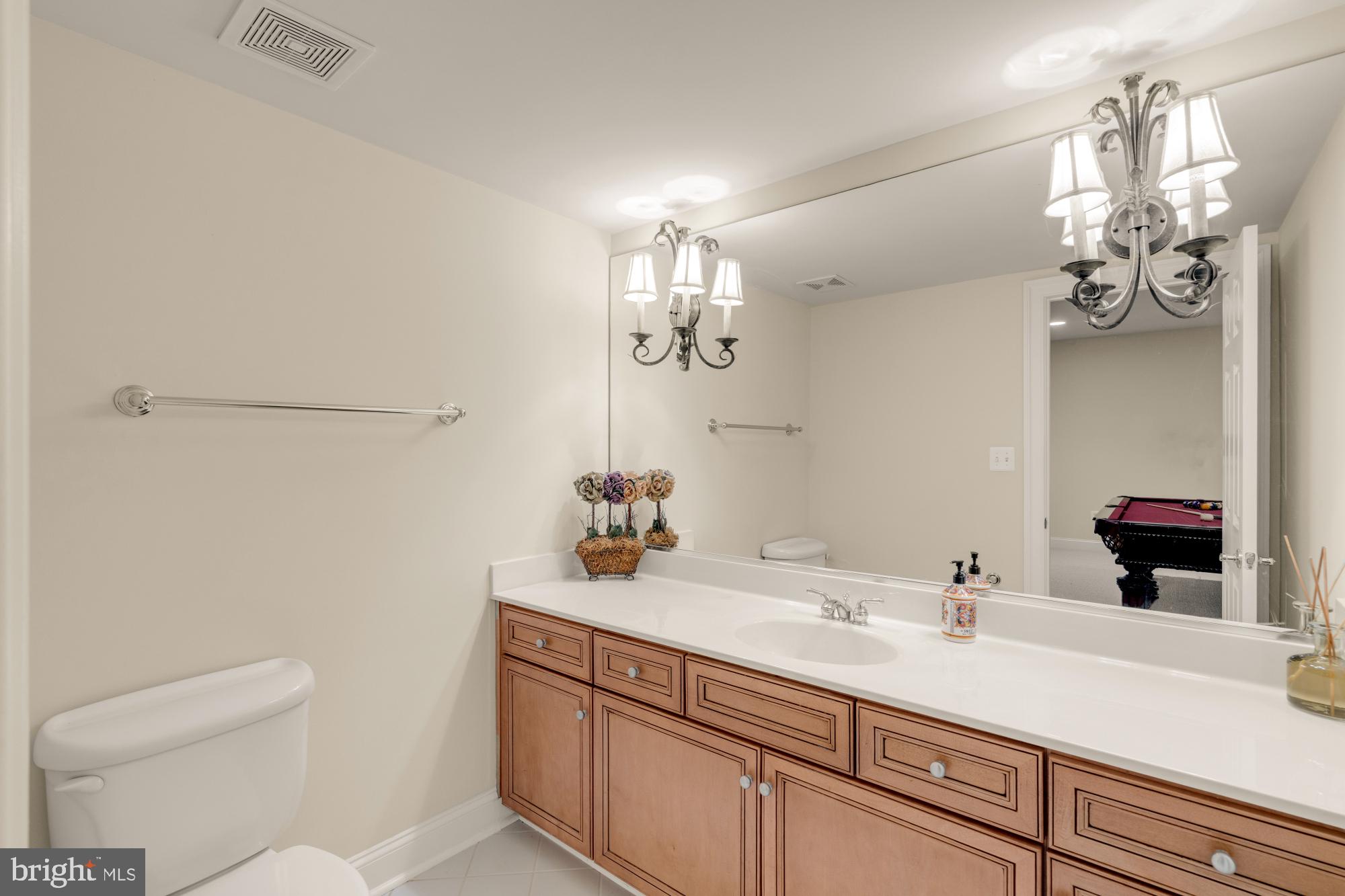 LINWAY PARK OF MCLEAN - Residential