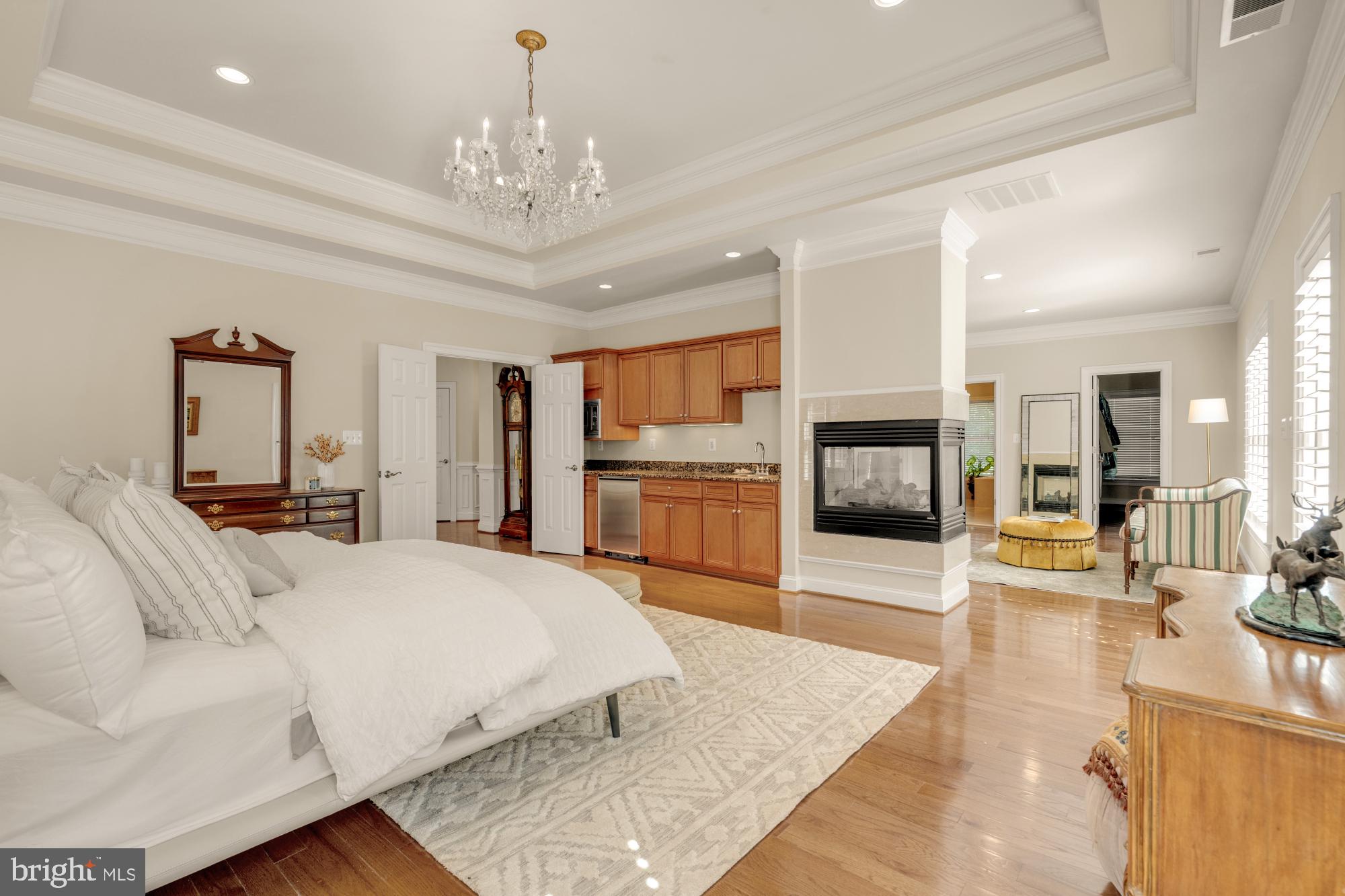 LINWAY PARK OF MCLEAN - Residential