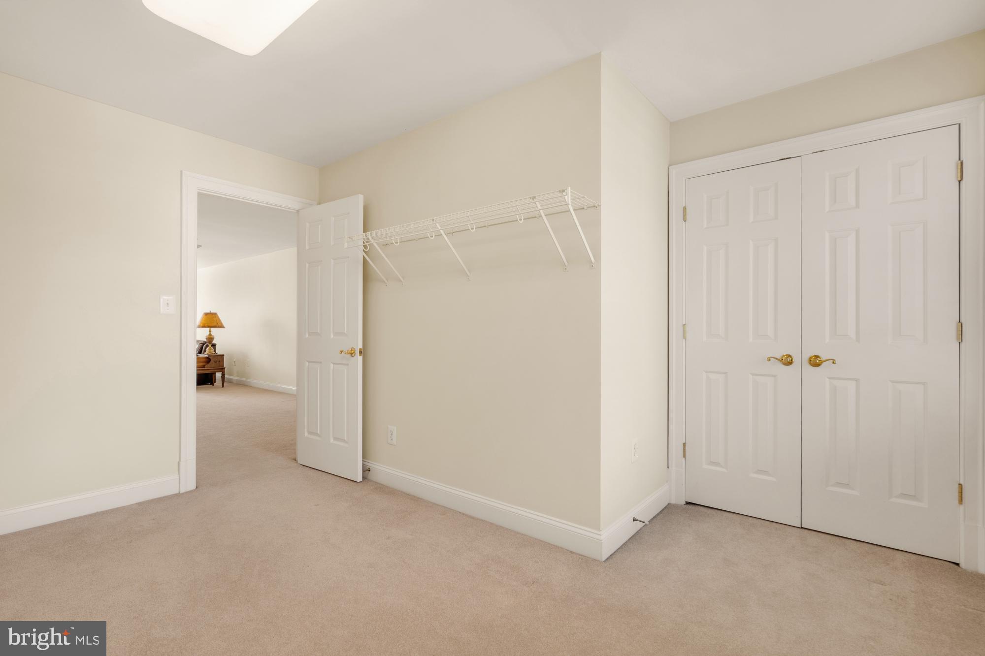 LINWAY PARK OF MCLEAN - Residential