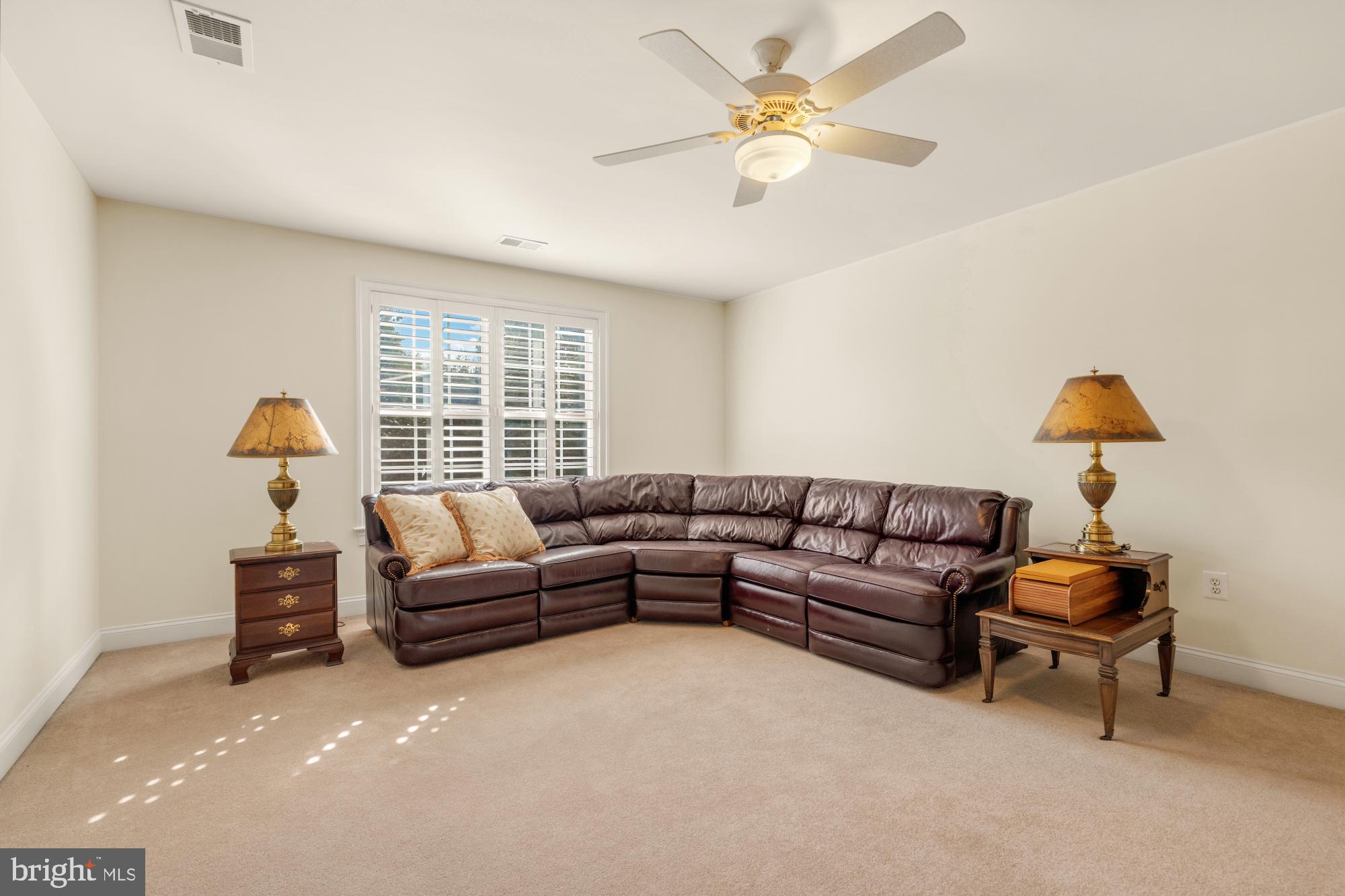 LINWAY PARK OF MCLEAN - Residential