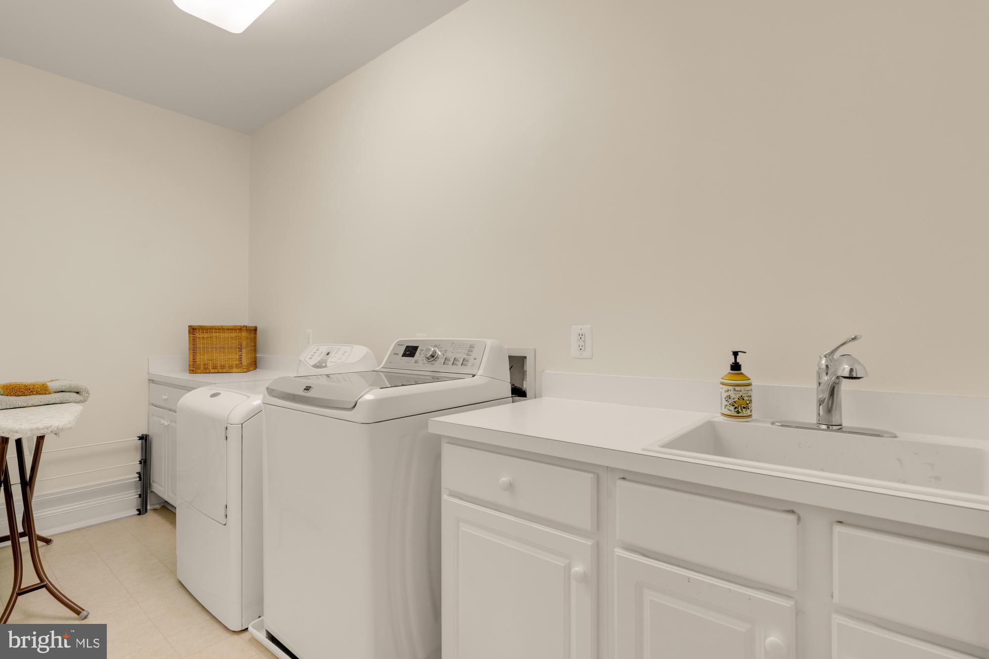 LINWAY PARK OF MCLEAN - Residential