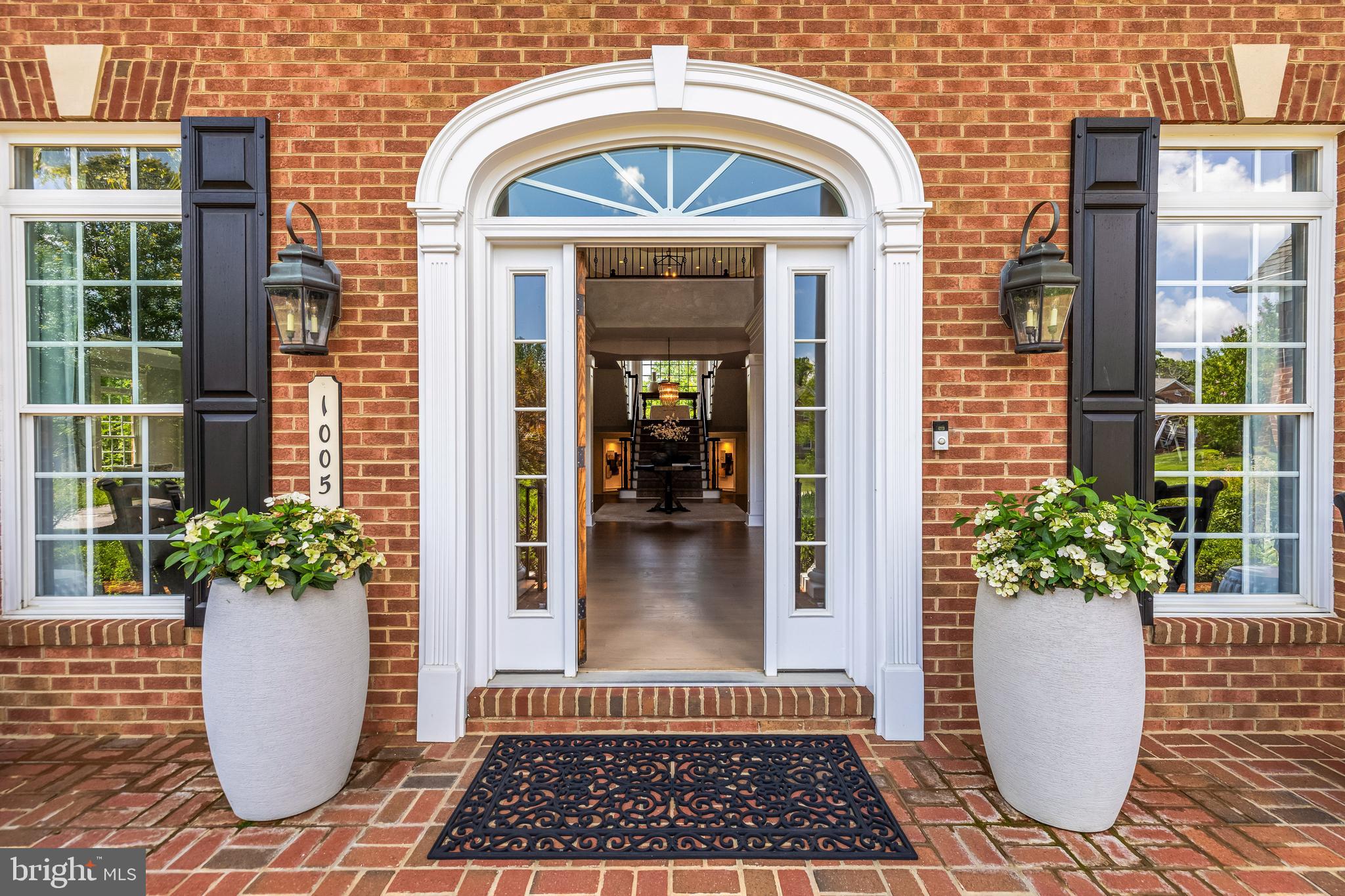 1005 COACHFORD COURT