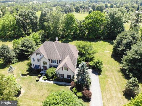 Homes For Sale - 30 Melchor Drive<br/> EASTON, PA 18042