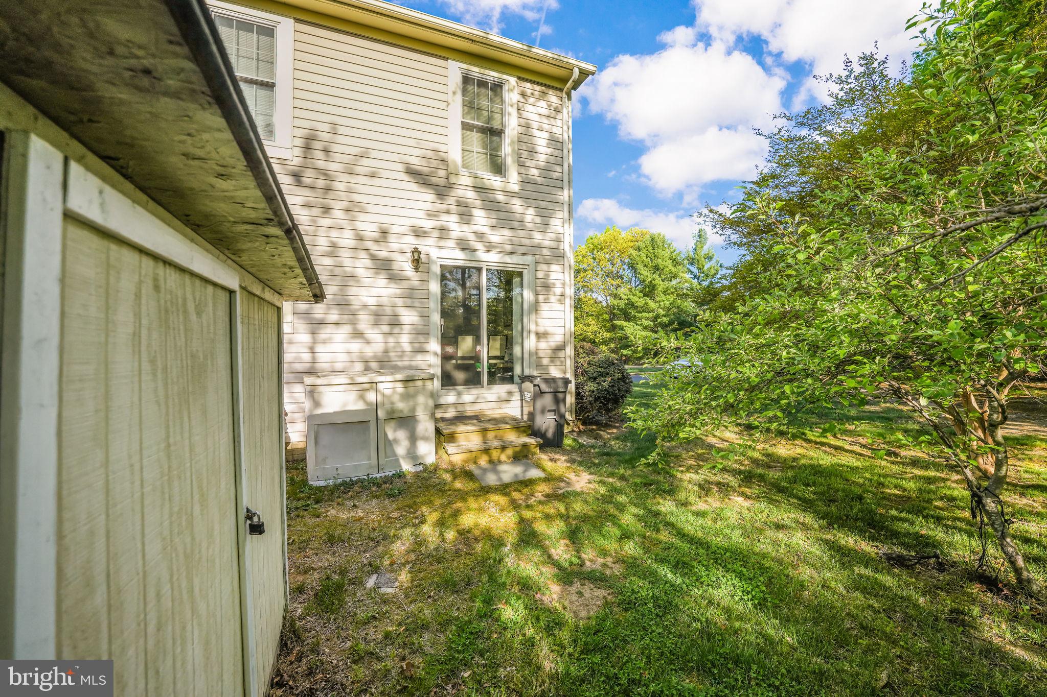 CAROLYN FOREST - Residential