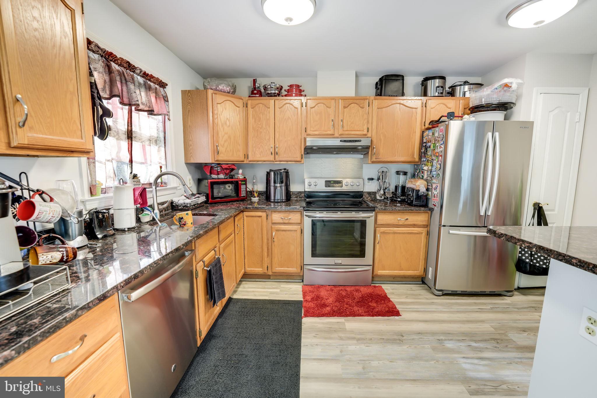 CAROLYN FOREST - Residential